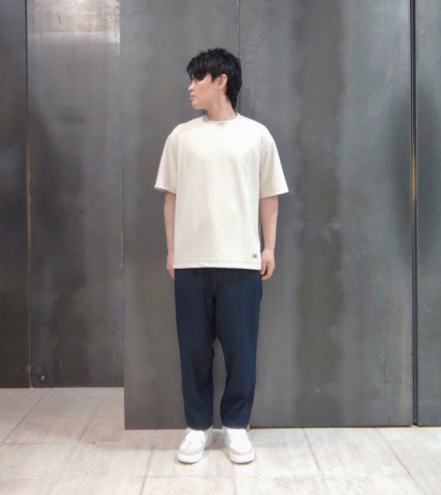 shiominさんの「TAKEO KIKUCHI｜リップル小花シャツ」を使ったコーディネート