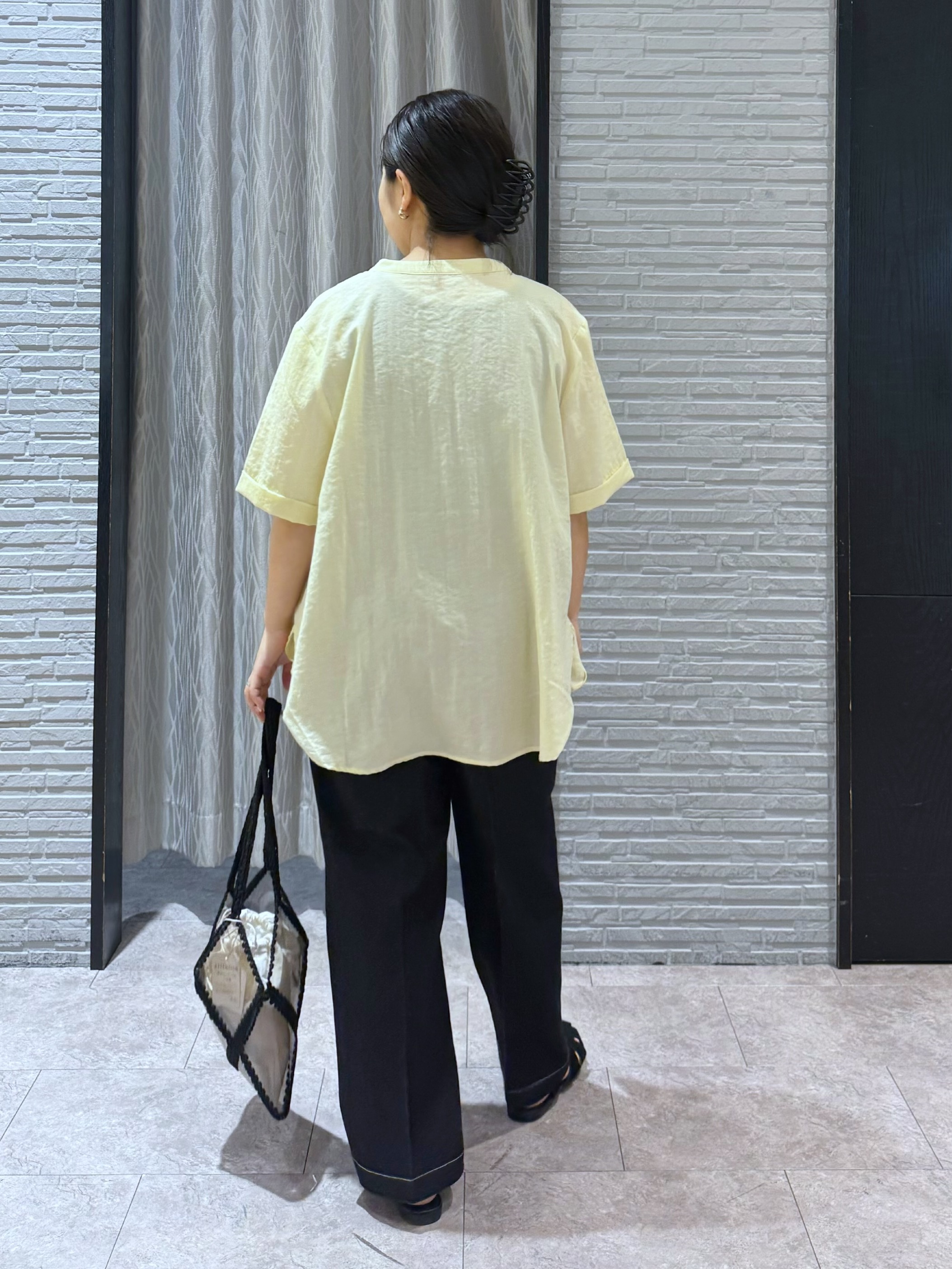 chさんの「THE SHOP TK｜【M-XL/刻みネックですっきり見え】Wポケット金ボタン 5分袖シャツ」を使ったコーディネート