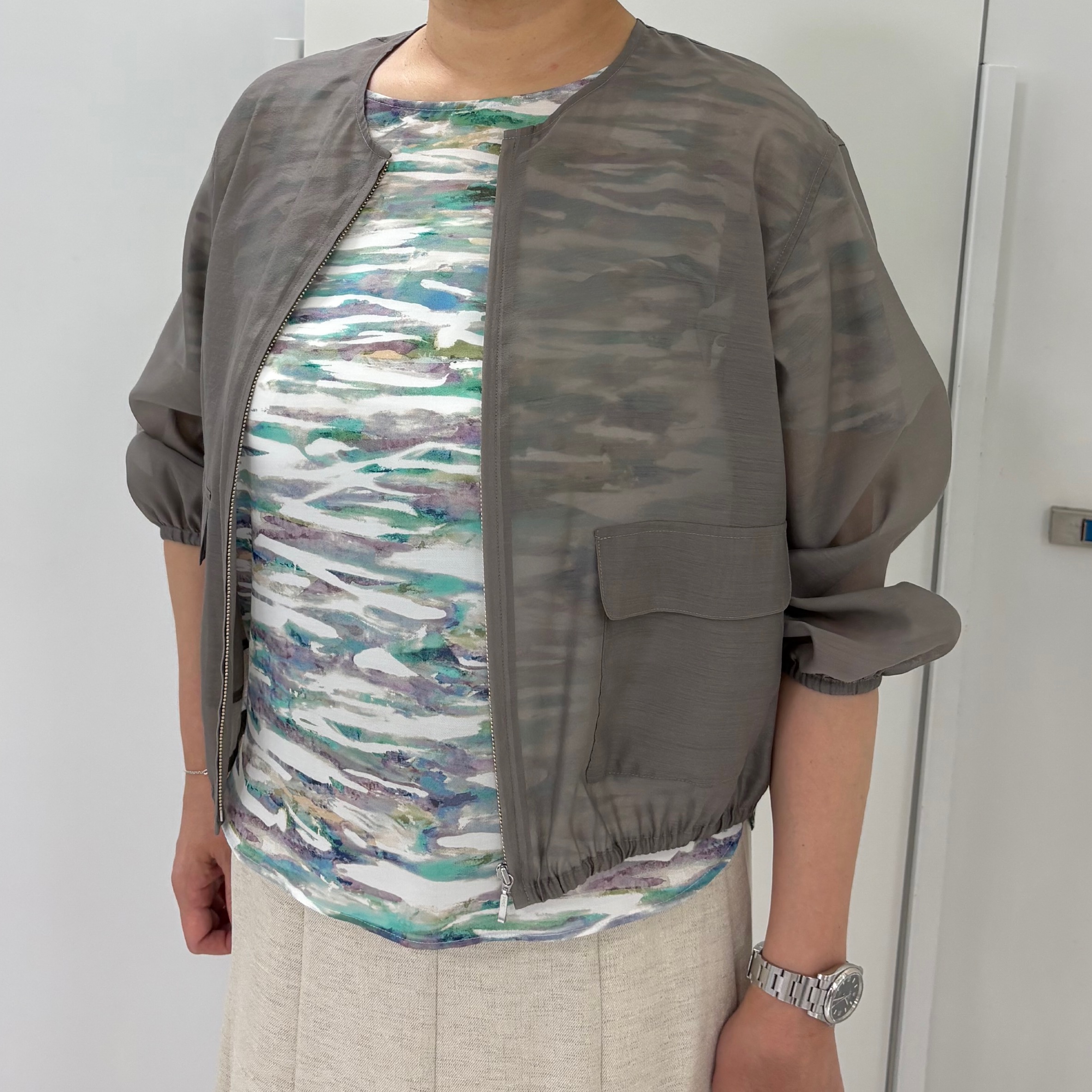 hIさんの「COUP DE CHANCE｜【手洗い可/軽量】シアーブルゾン」を使ったコーディネート