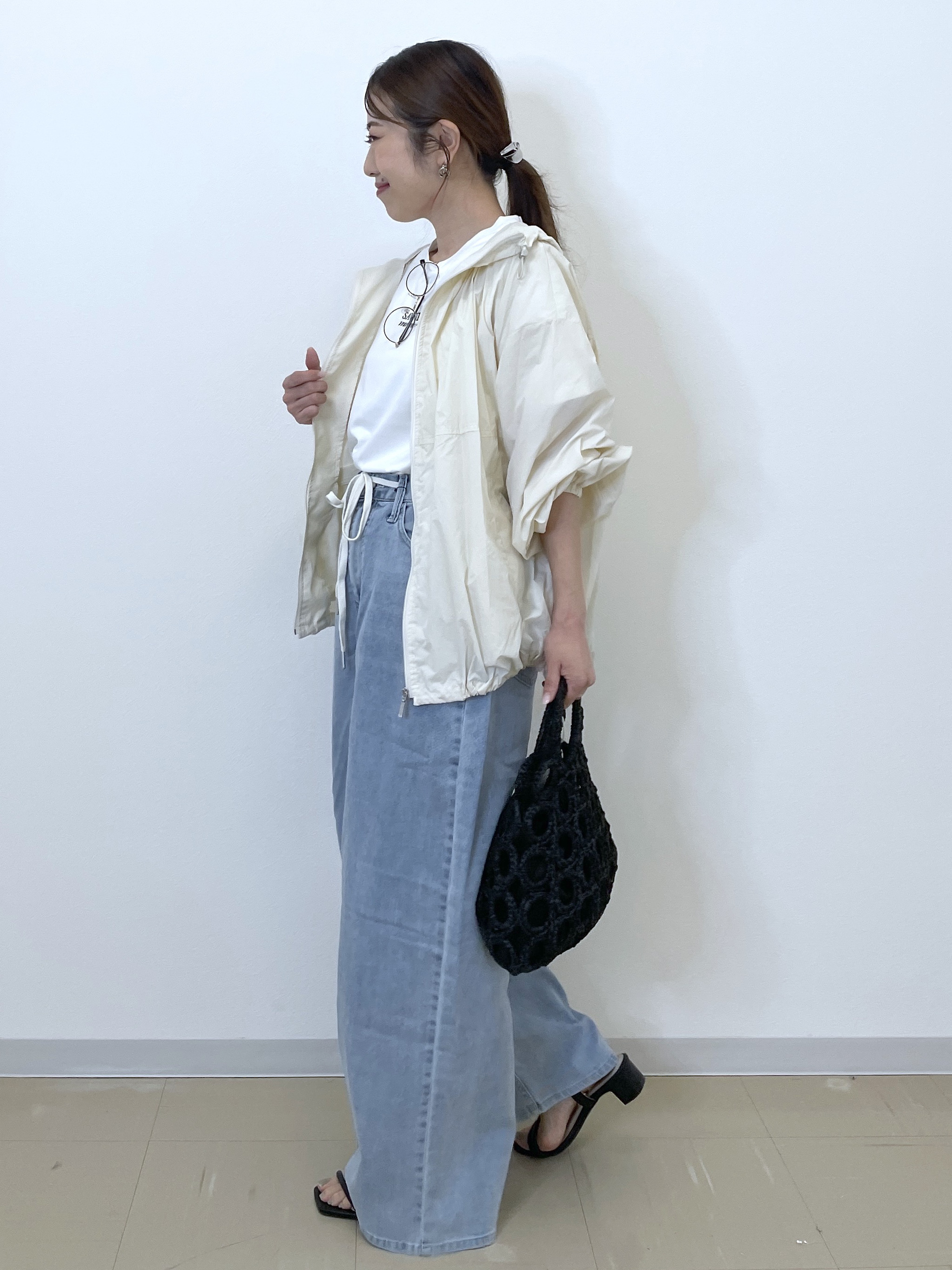 Akiさんの「OPAQUE.CLIP｜【UV／撥水】ライトフーディブルゾン《洗濯機OK》」を使ったコーディネート