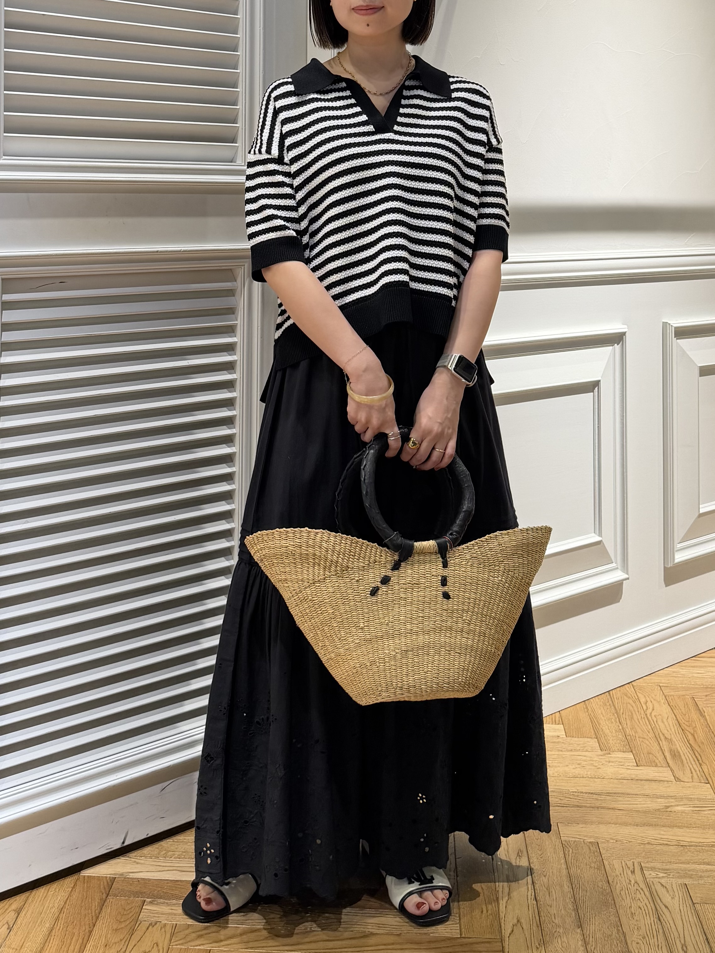 つじ まこさんの「DRESSTERIOR｜ウォッシャブルスキッパークロップドニット」を使ったコーディネート