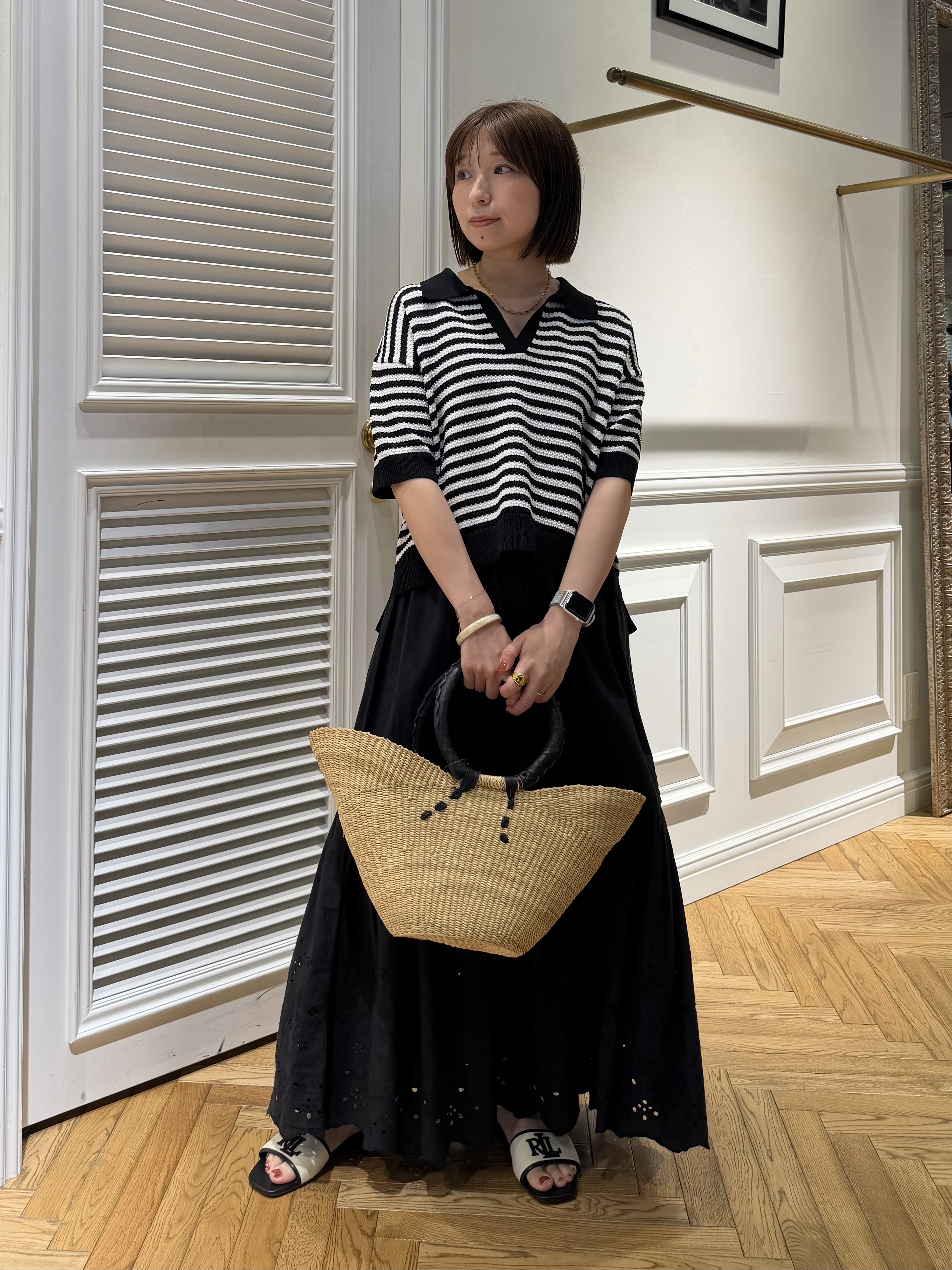 つじ まこさんの「DRESSTERIOR｜ウォッシャブルスキッパークロップドニット」を使ったコーディネート
