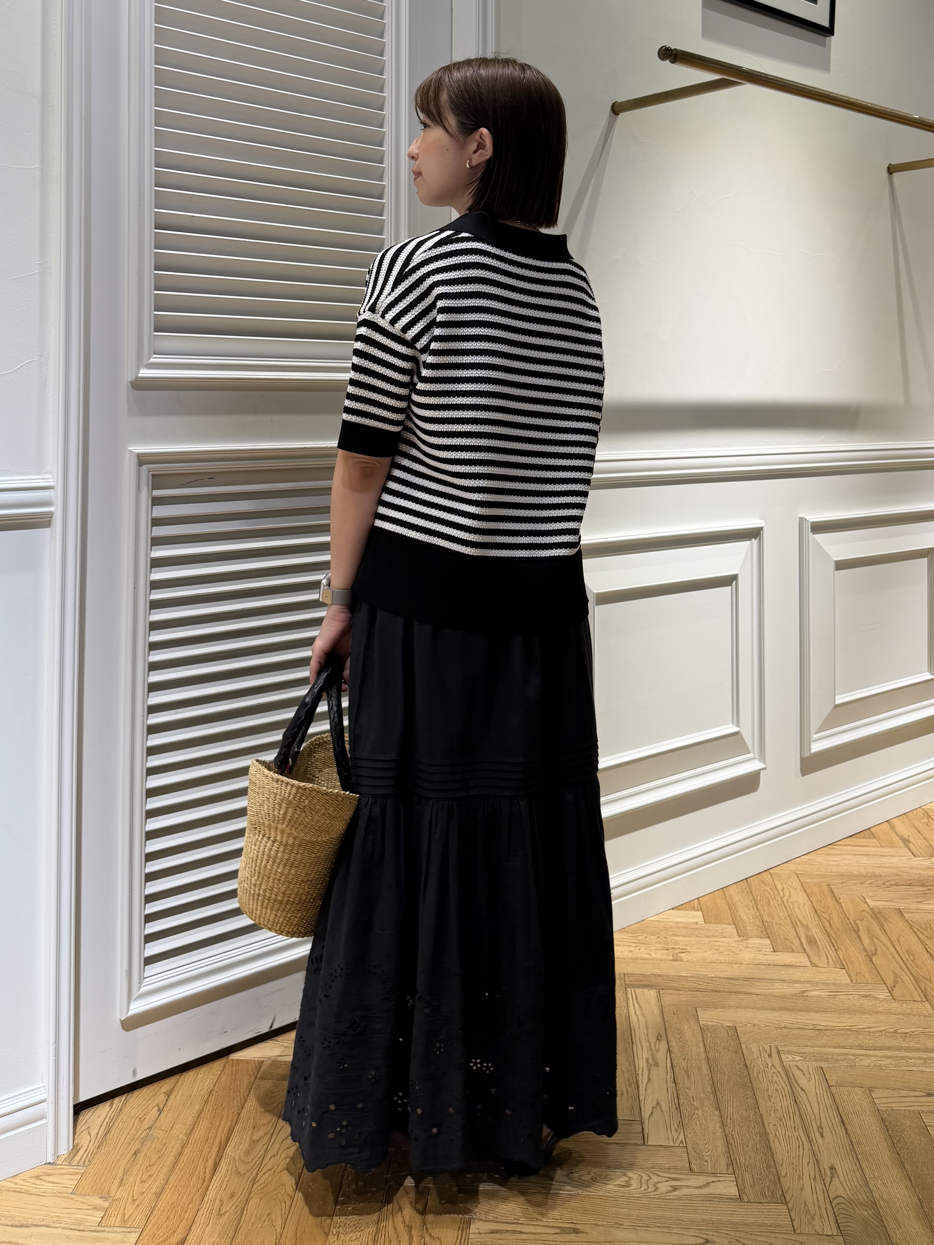 つじ まこさんの「DRESSTERIOR｜ウォッシャブルスキッパークロップドニット」を使ったコーディネート
