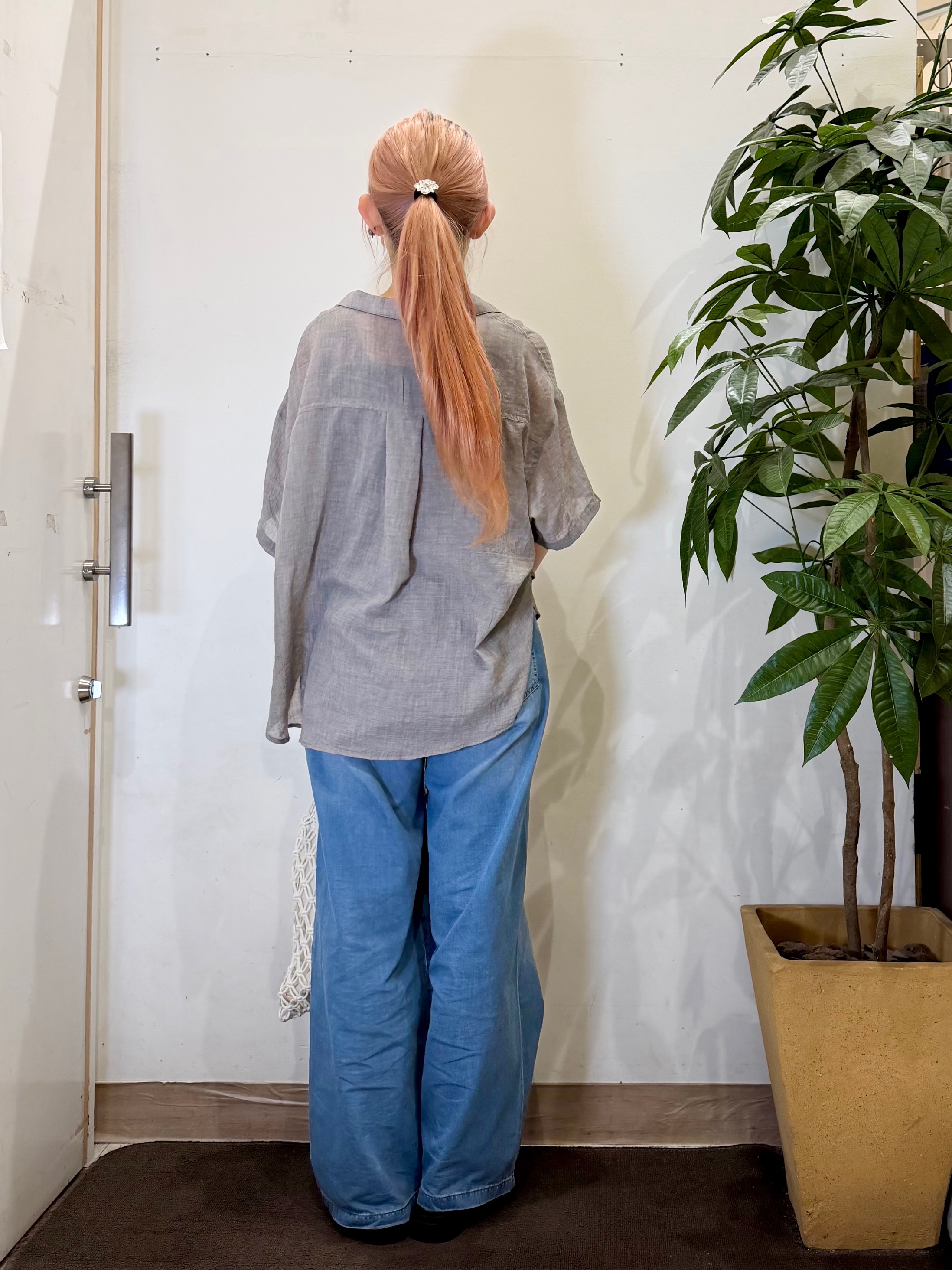 AYUMIさんの「SHOO･LA･RUE｜【S-LL】ナチュラルに決まる 半袖シアーシャツジャケット」を使ったコーディネート