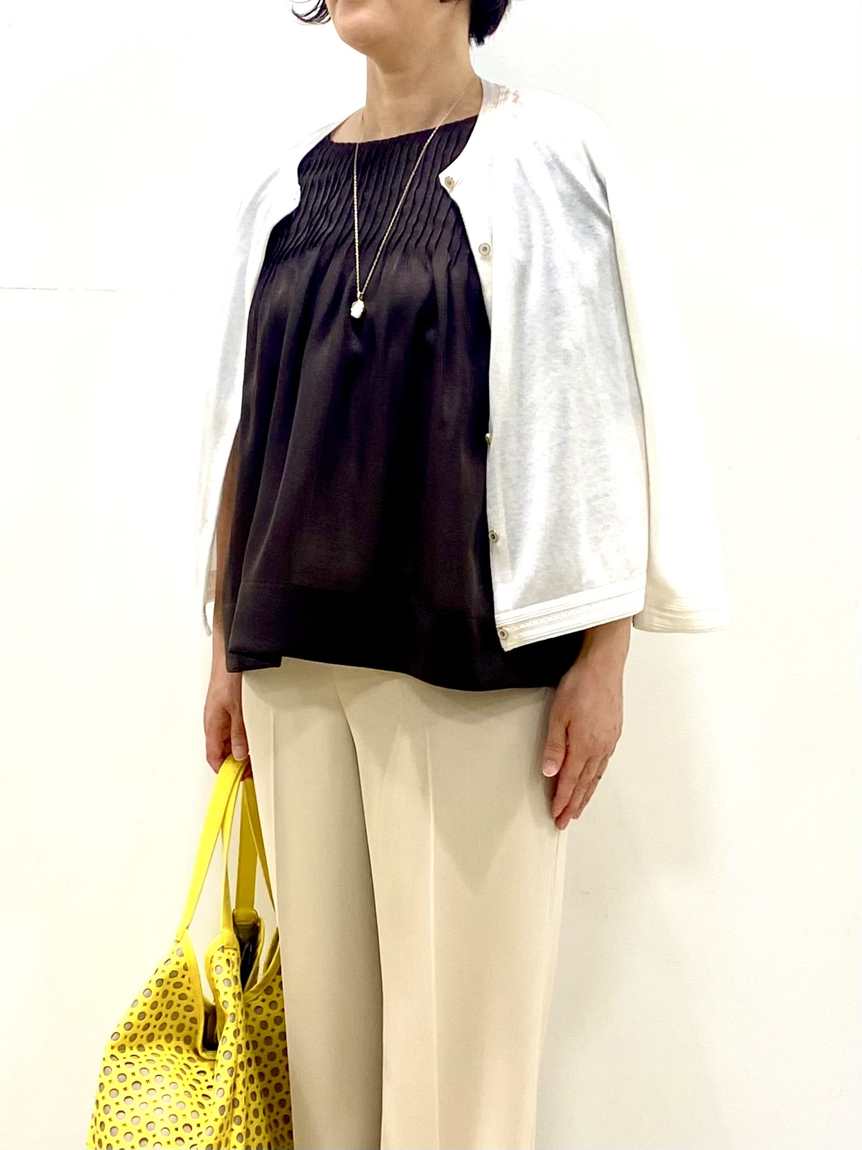 oharaさんの「Reflect｜ピンタックデザインフレアスリーブブラウス」を使ったコーディネート