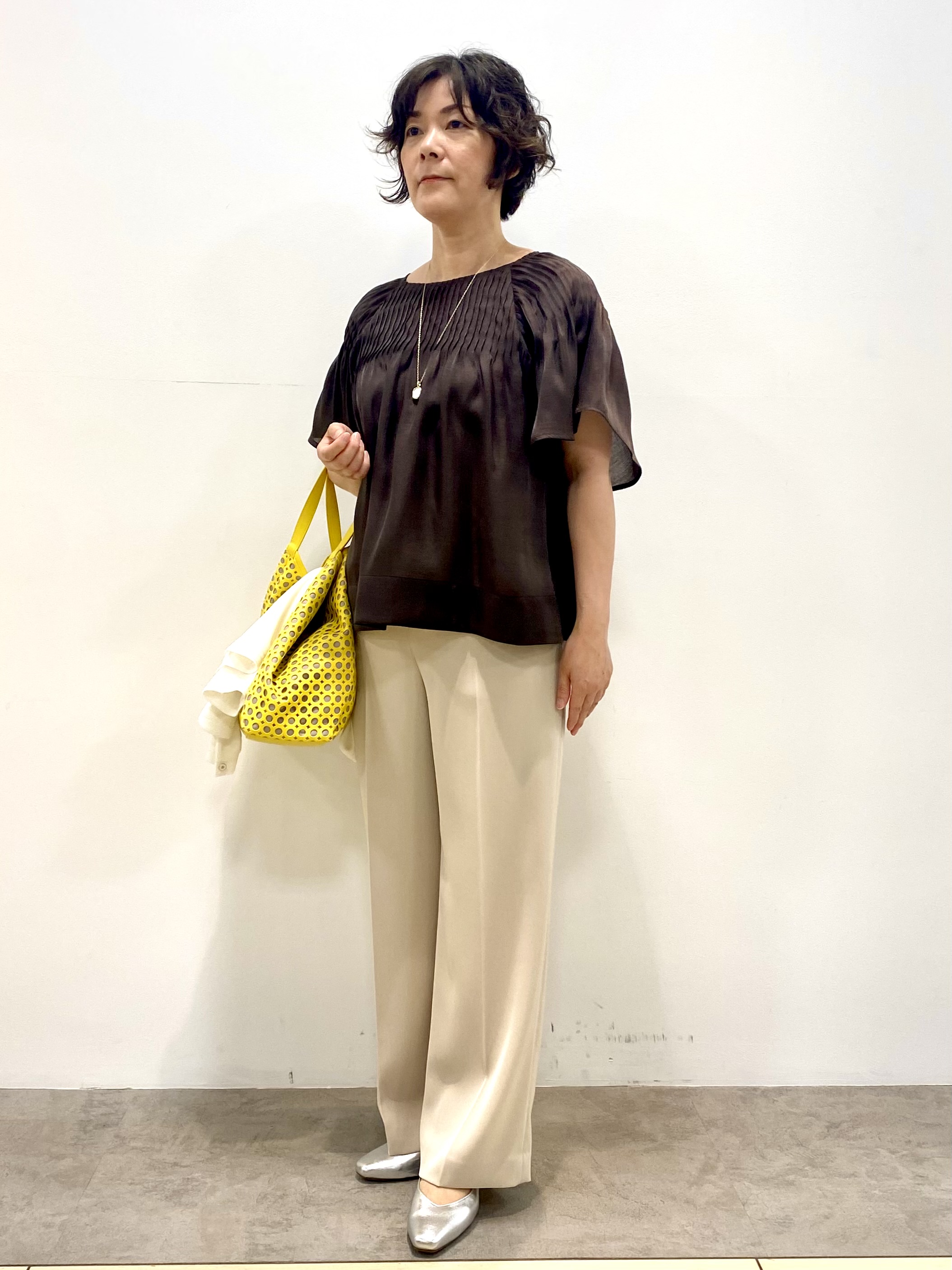 oharaさんの「Reflect｜ピンタックデザインフレアスリーブブラウス」を使ったコーディネート