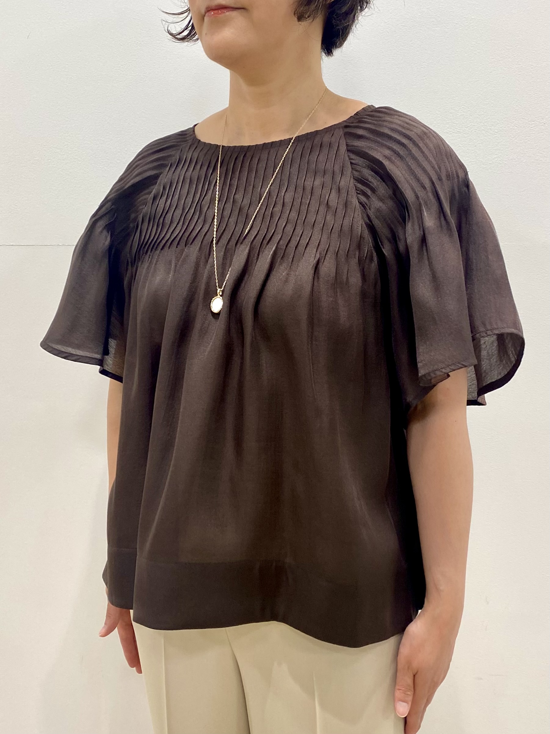 oharaさんの「Reflect｜ピンタックデザインフレアスリーブブラウス」を使ったコーディネート
