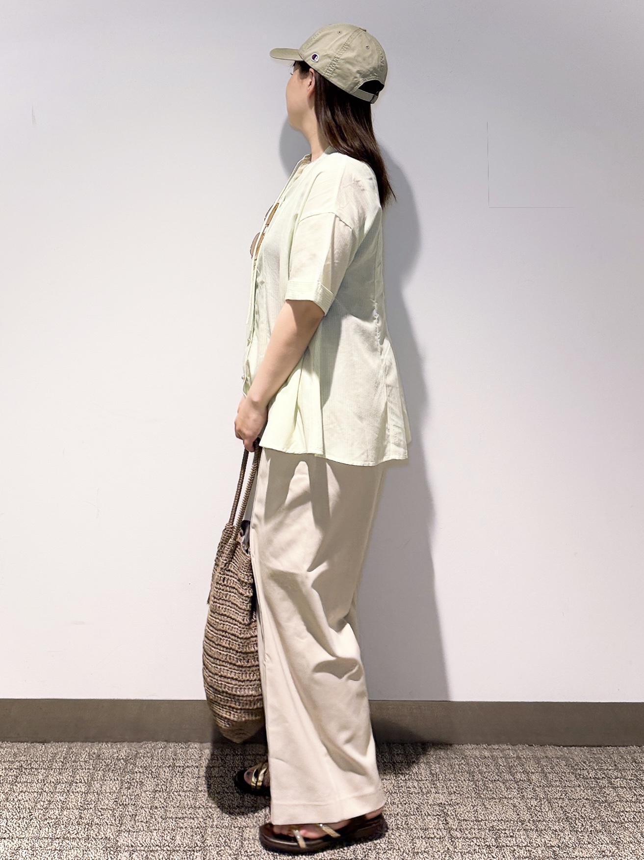 みーさんの「grove｜【洗濯機OK・ひんやり】さらっと軽やか、夏のフレアシャツ」を使ったコーディネート