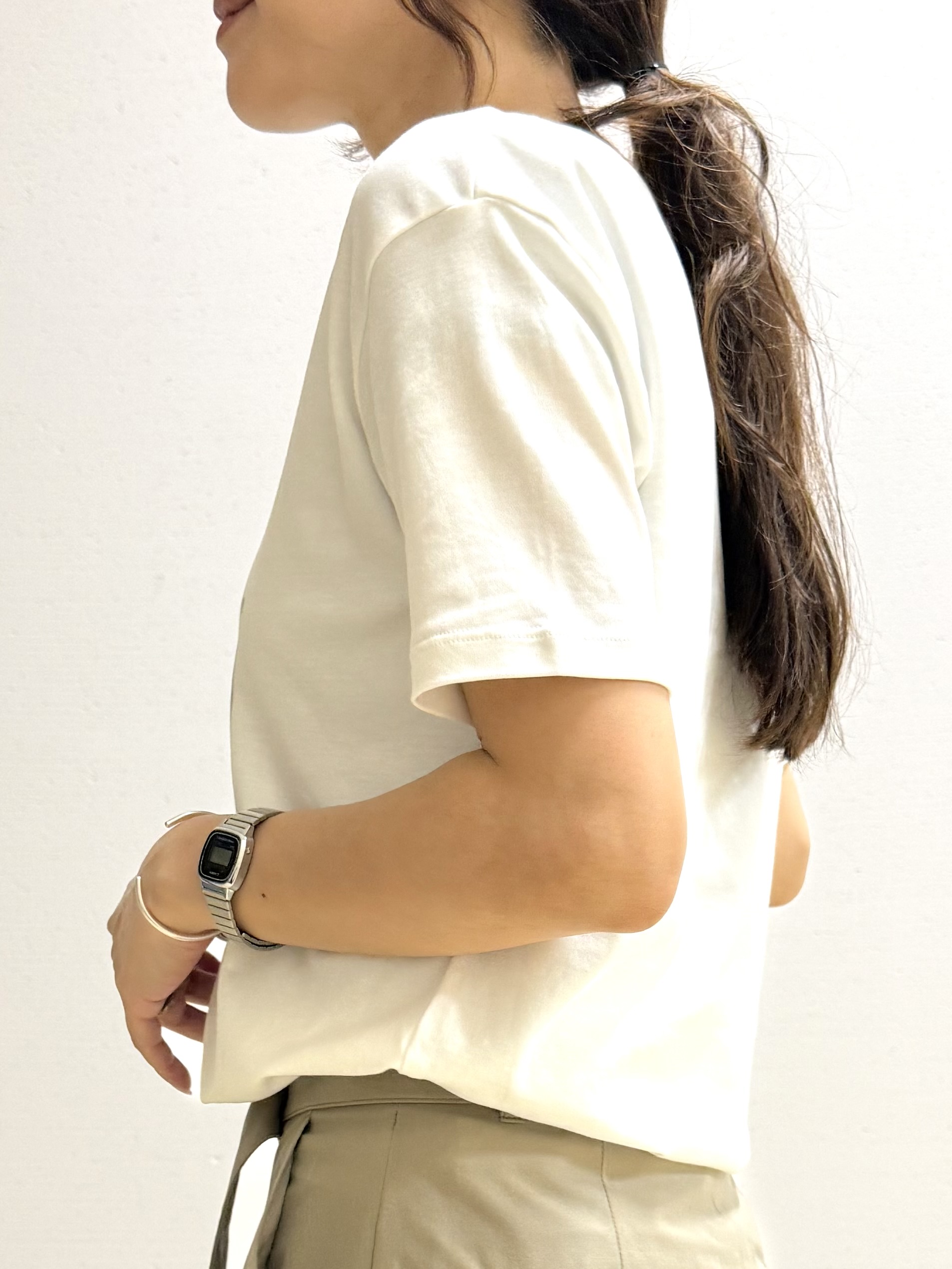 mamiさんの「INDIVI｜【UVケア／選べるグラフィック】スムースジャージTシャツ」を使ったコーディネート