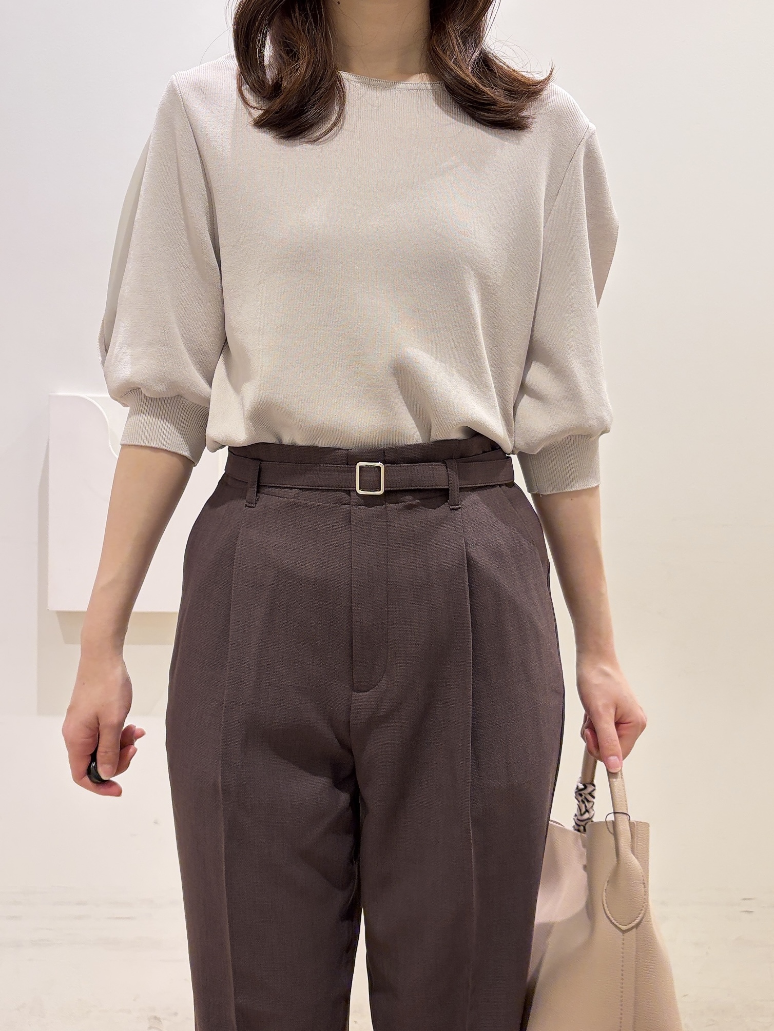 MOMOさんの「index｜【接触冷感】クールタッチラップスリーブニット《UVケア／洗濯機OK／XS～3L／9col》」を使ったコーディネート