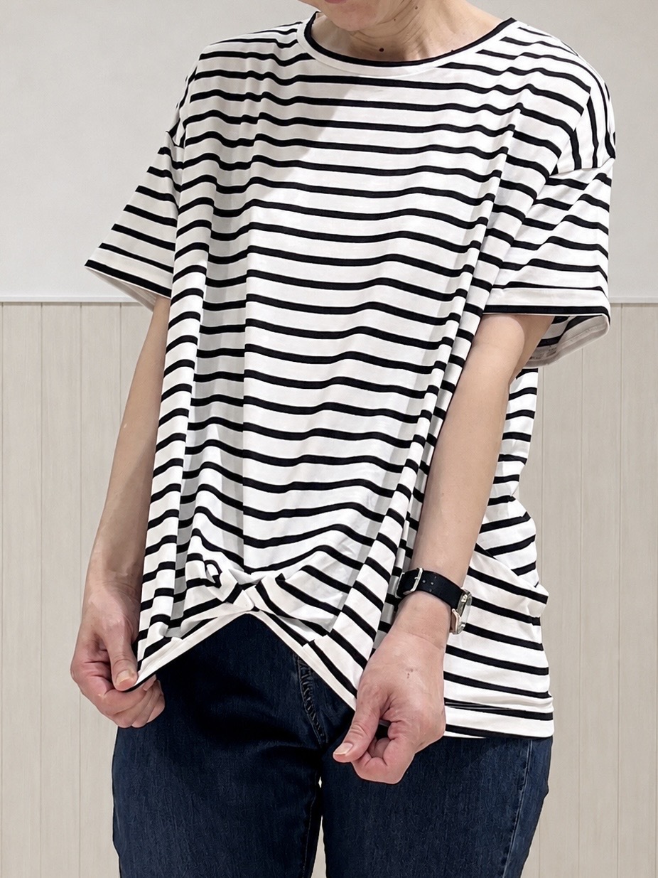 まつみさんの「SHOO･LA･RUE｜【ひんやり/S-LL】インせず決まる フロントタックデザインTシャツ」を使ったコーディネート