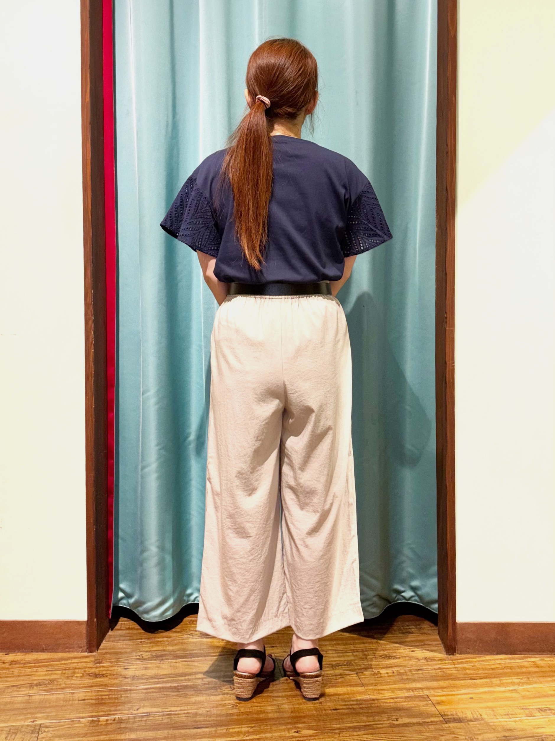 tukiさんの「SHOO･LA･RUE｜【汗じみ防止/ひんやり/S-LL】レースが華やか お袖フレアTシャツ」を使ったコーディネート