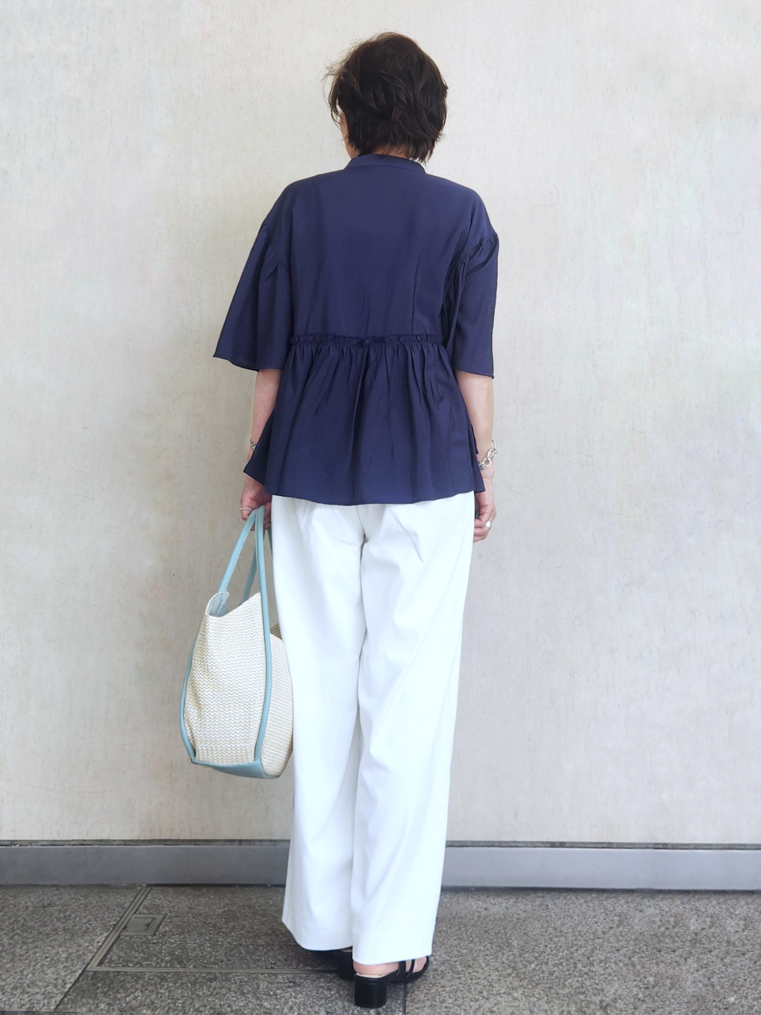 milkyさんの「OPAQUE.CLIP｜アシンメトリーペプラムブラウス【洗濯機OK】」を使ったコーディネート