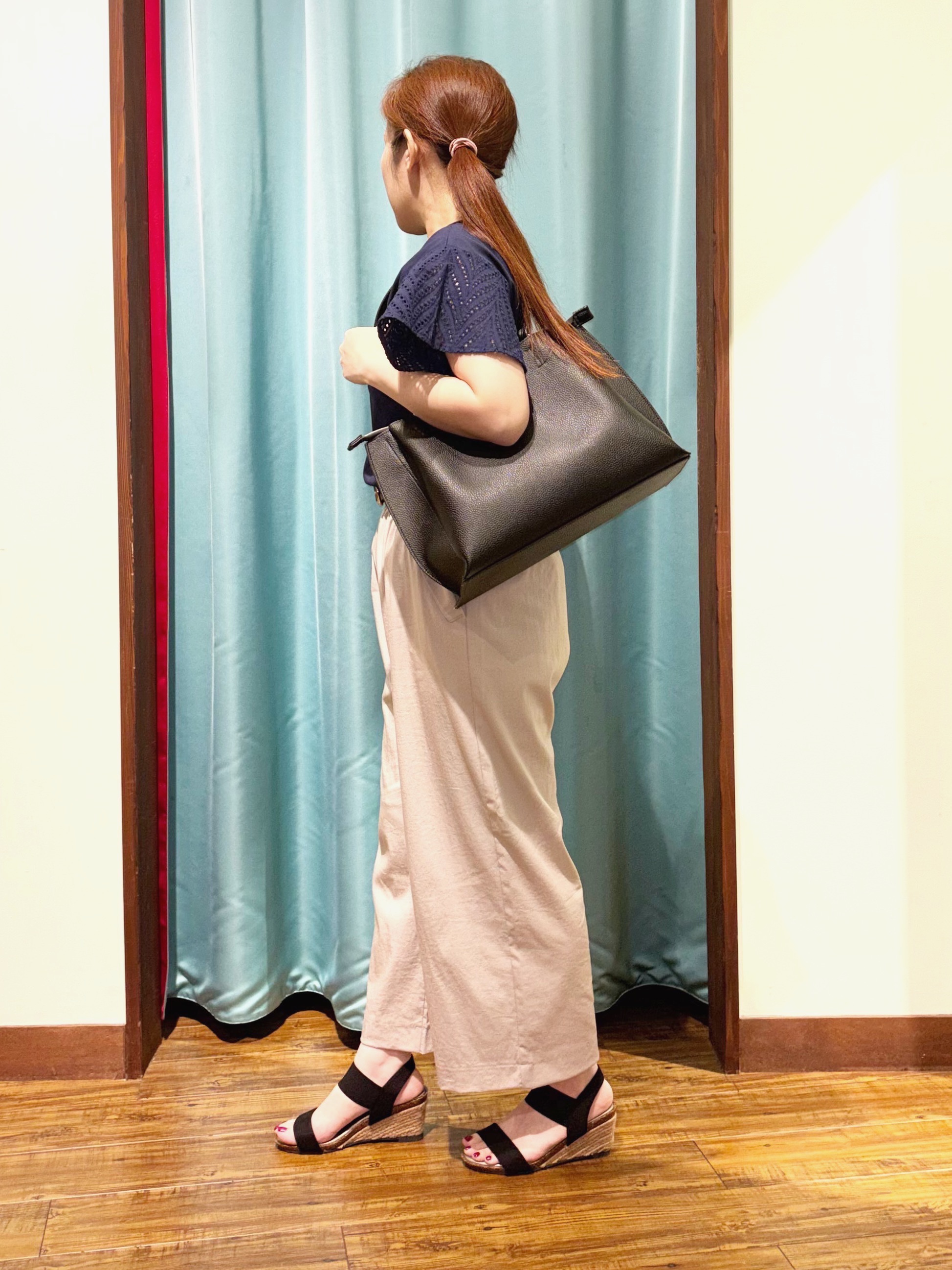 tukiさんの「SHOO･LA･RUE｜【汗じみ防止/ひんやり/S-LL】レースが華やか お袖フレアTシャツ」を使ったコーディネート