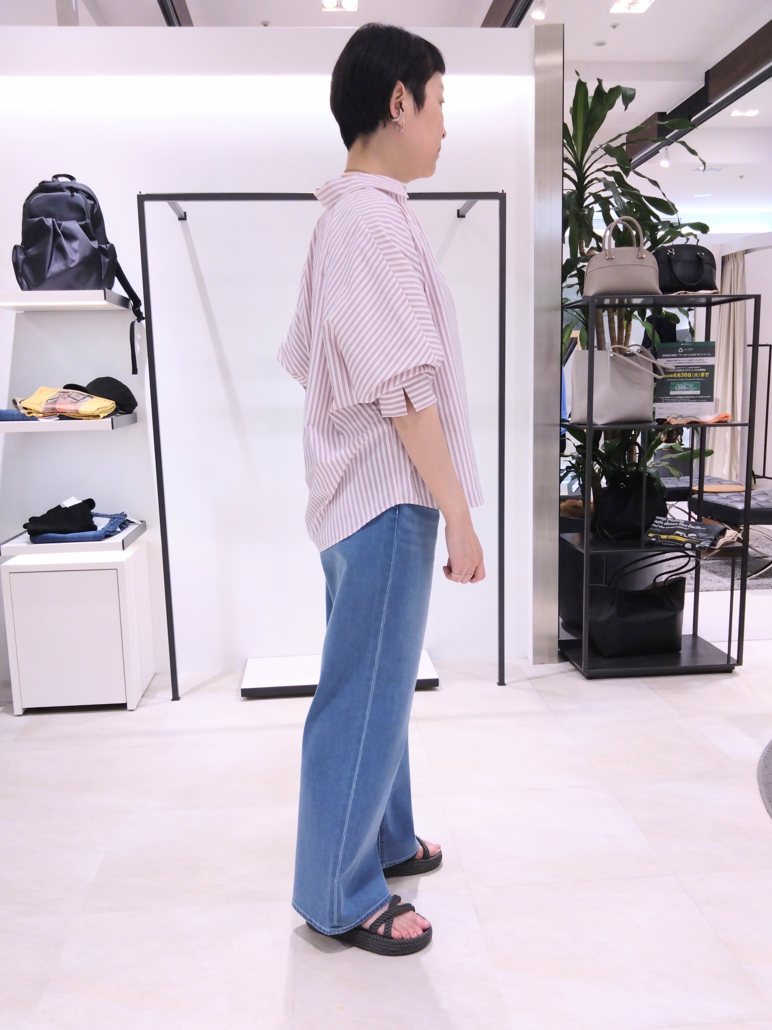 まちこさんの「UNTITLED｜【接触冷感/吸水速乾/UVカット】ドルマンスリーブシャツ」を使ったコーディネート