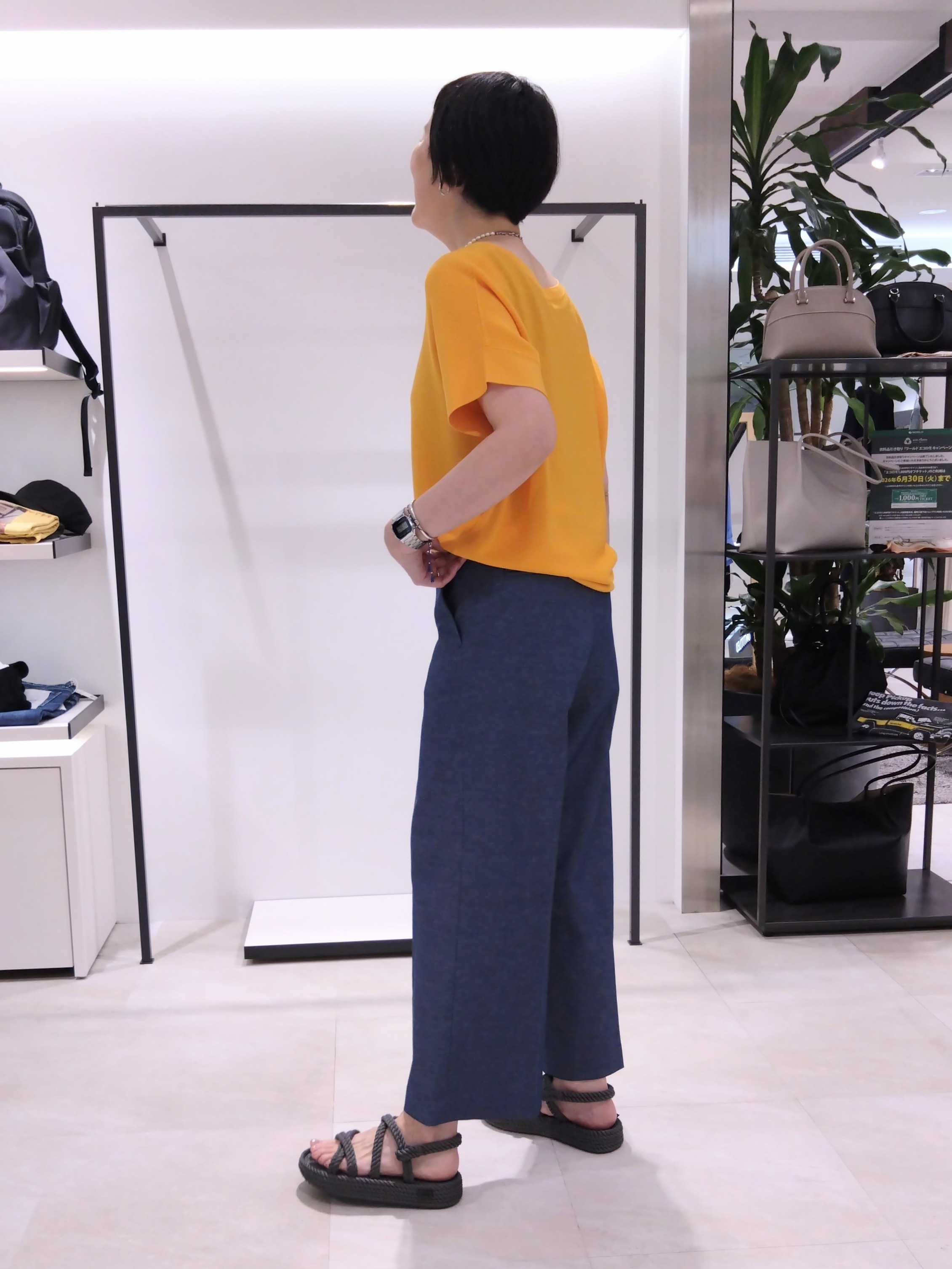 まちこさんの「UNTITLED｜【11色展開/体型カバー】前後2WAYフレンチスリーブニット」を使ったコーディネート