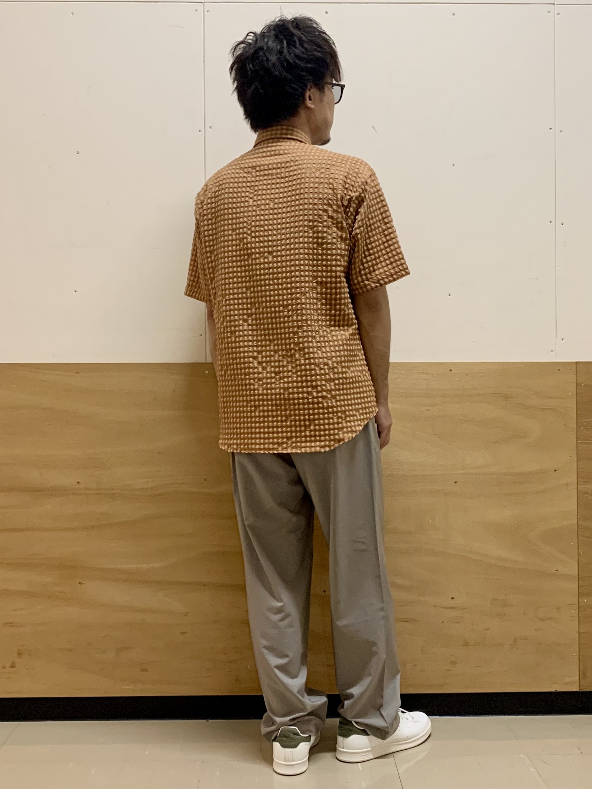 MATUさんの「THE SHOP TK｜サッカー ギンガムチェック 半袖シャツ 洗濯機OK」を使ったコーディネート