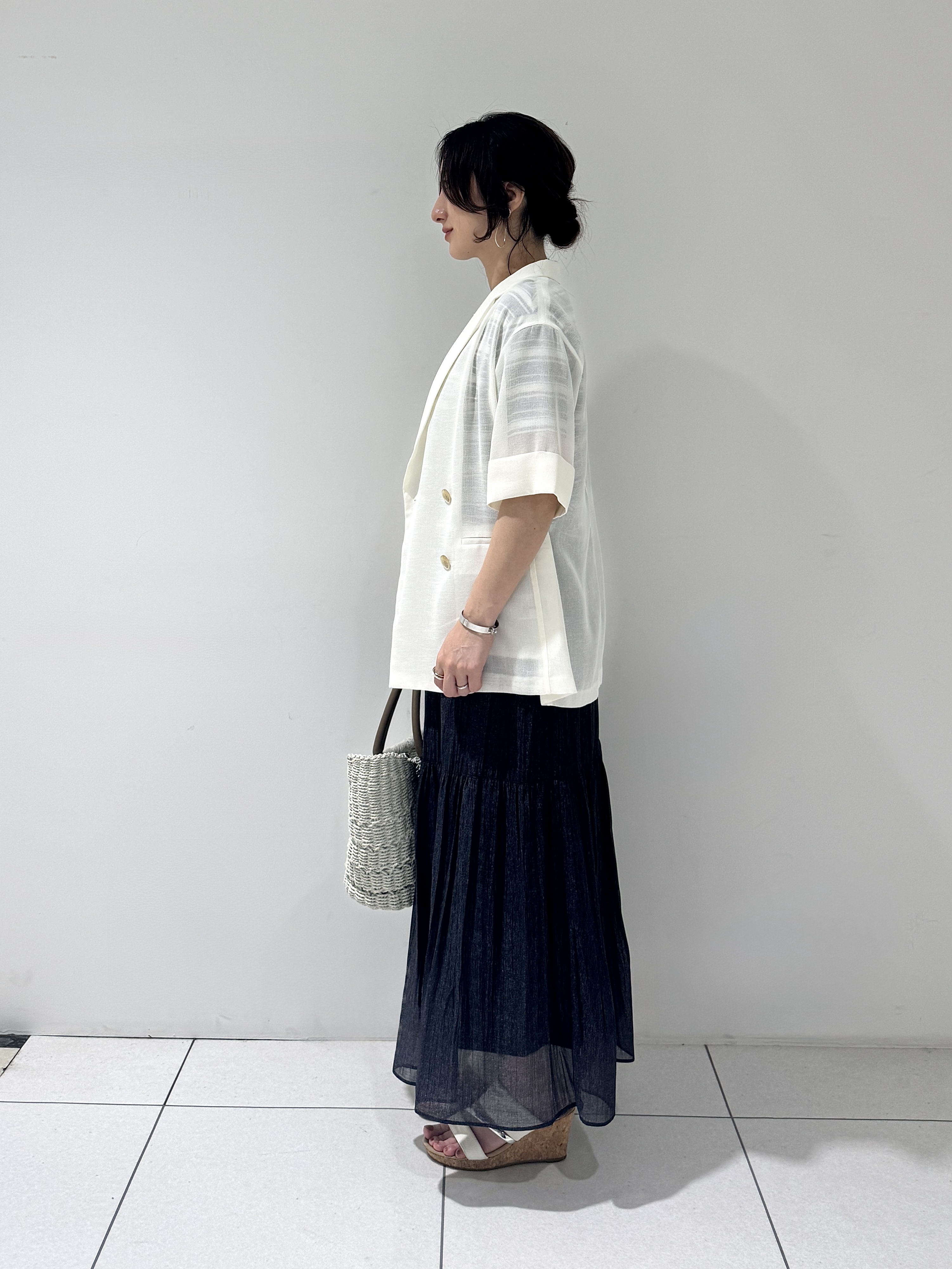 そんさんの「INDIVI｜【洗える／メッシュ素材／SETUP可能】半袖シアージャケット」を使ったコーディネート