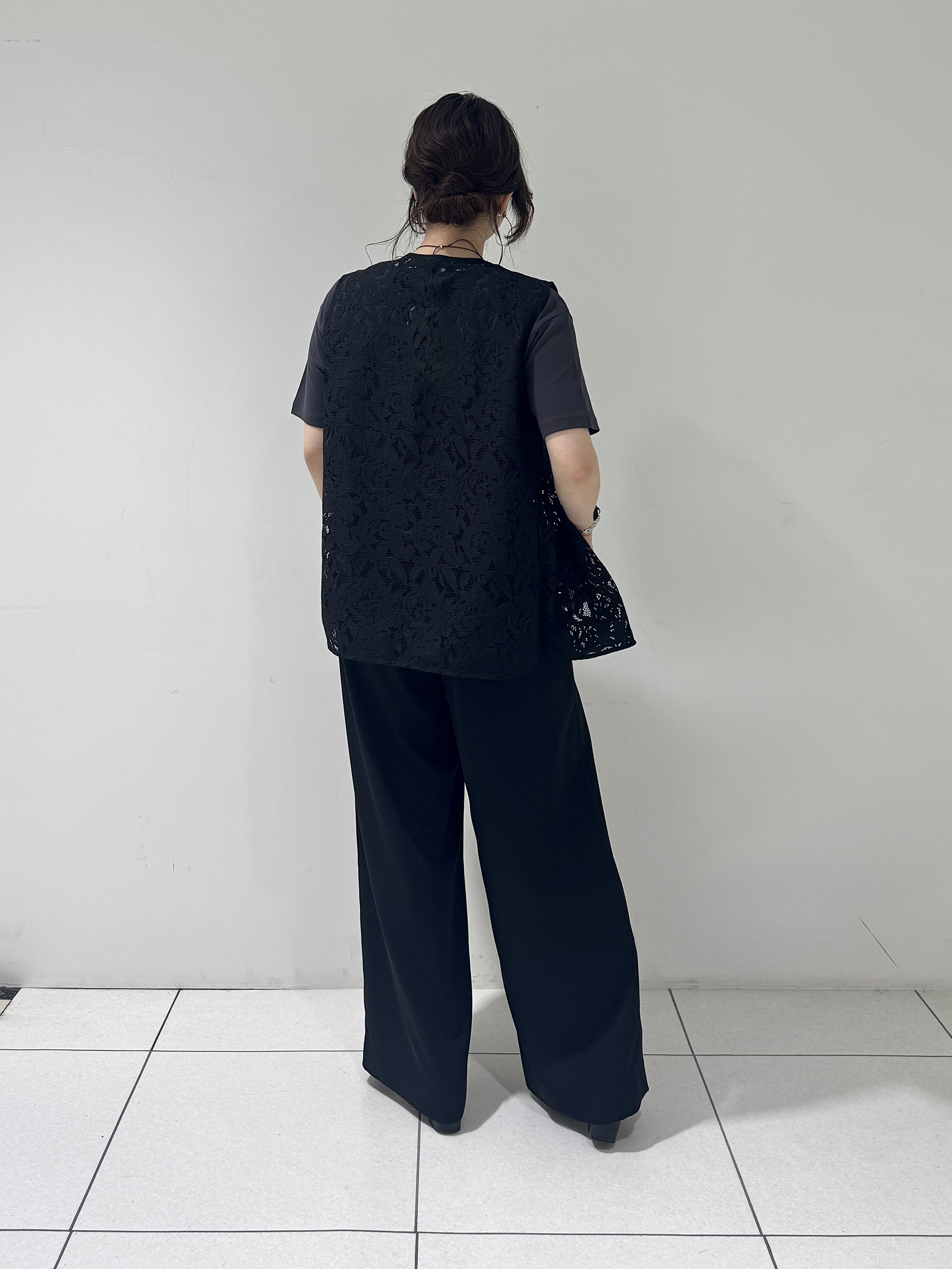 そんさんの「INDIVI｜【洗える／トレンド】マニッシュレースベスト」を使ったコーディネート