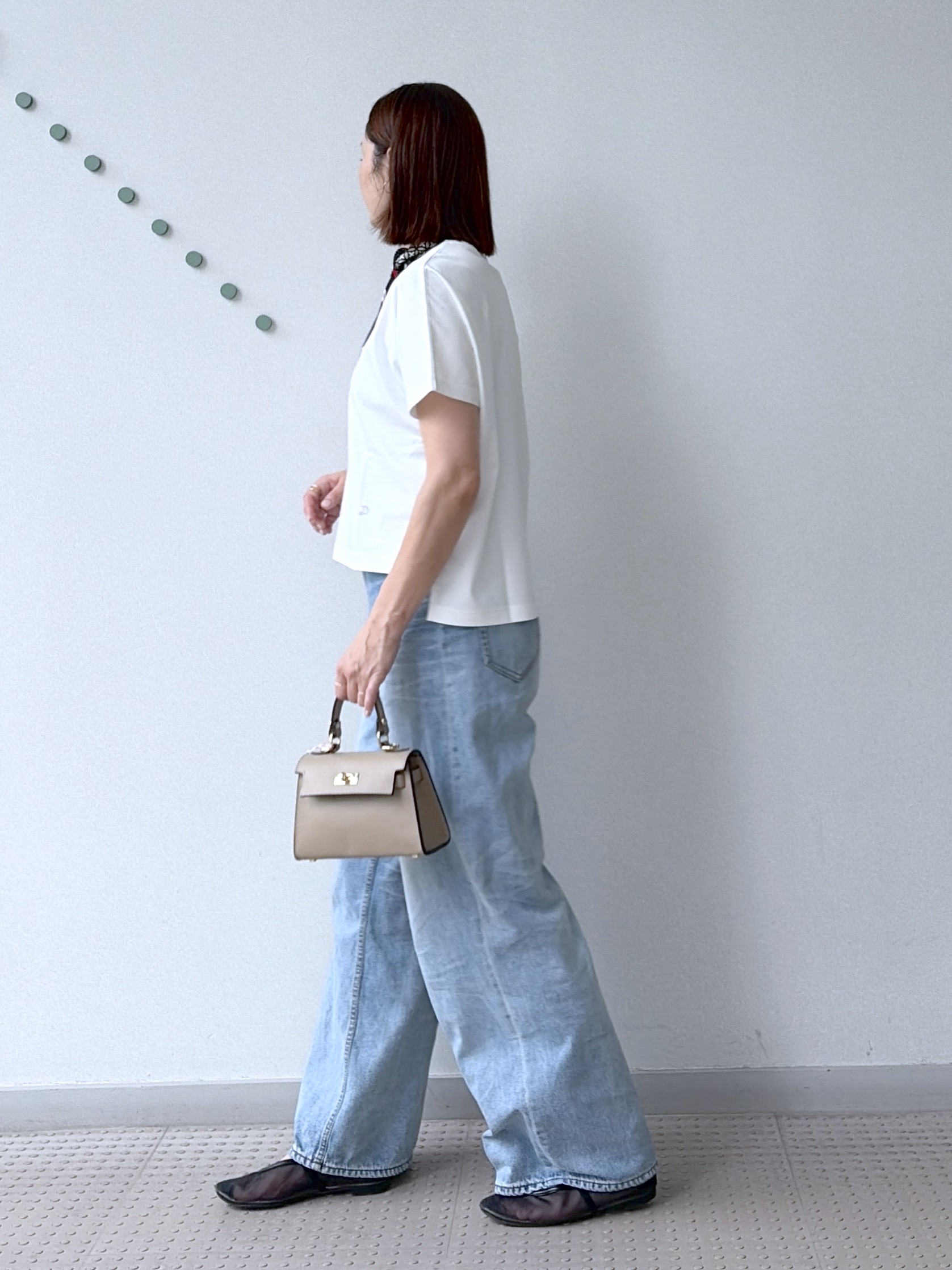 yoshikadoさんの「DRESSTERIOR｜【接触冷感／抗菌防臭／消臭】アイスクリアコットンドルマンTシャツ」を使ったコーディネート