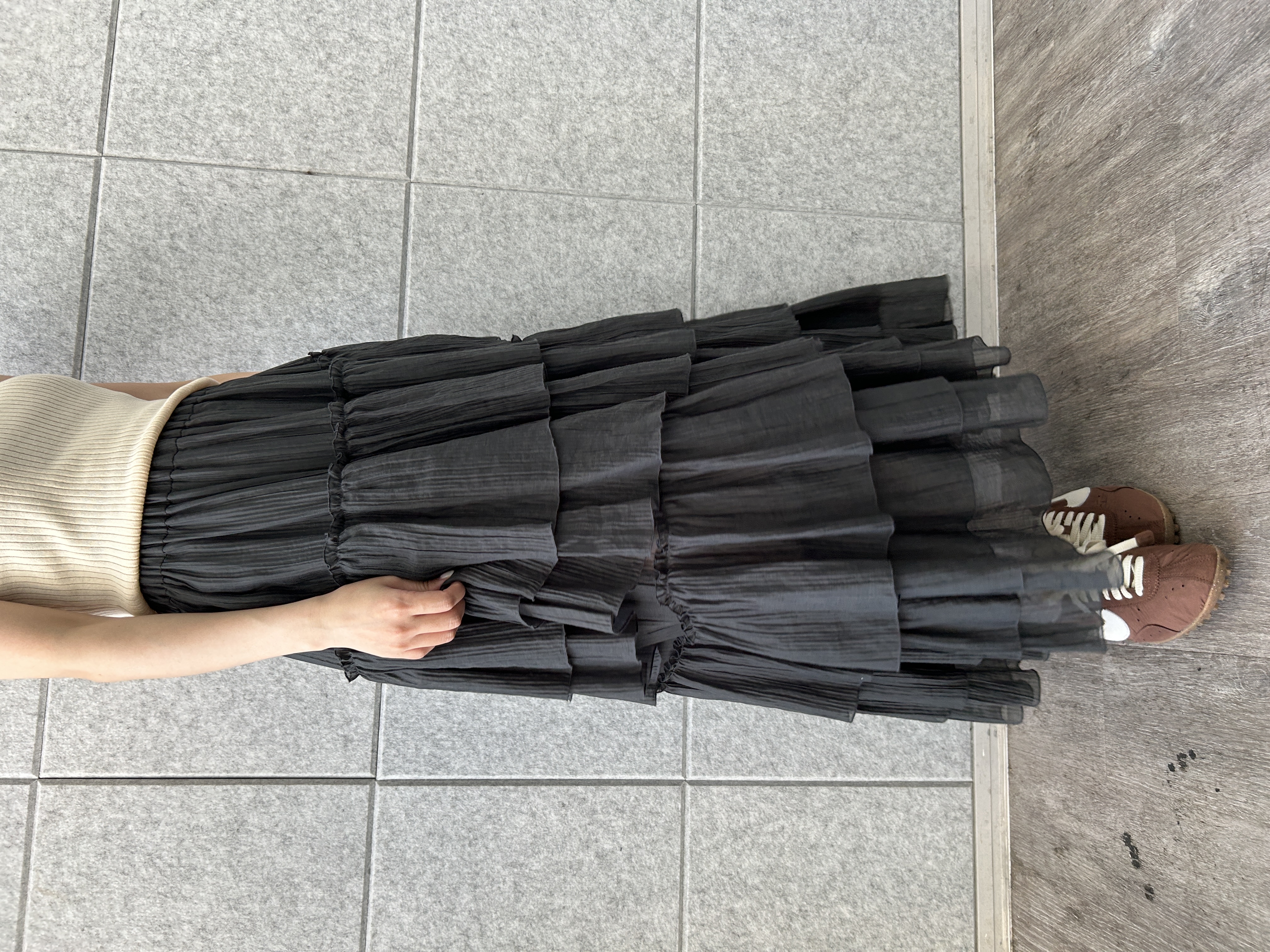 harunaさんの「CODE A｜M dramatic skirt」を使ったコーディネート