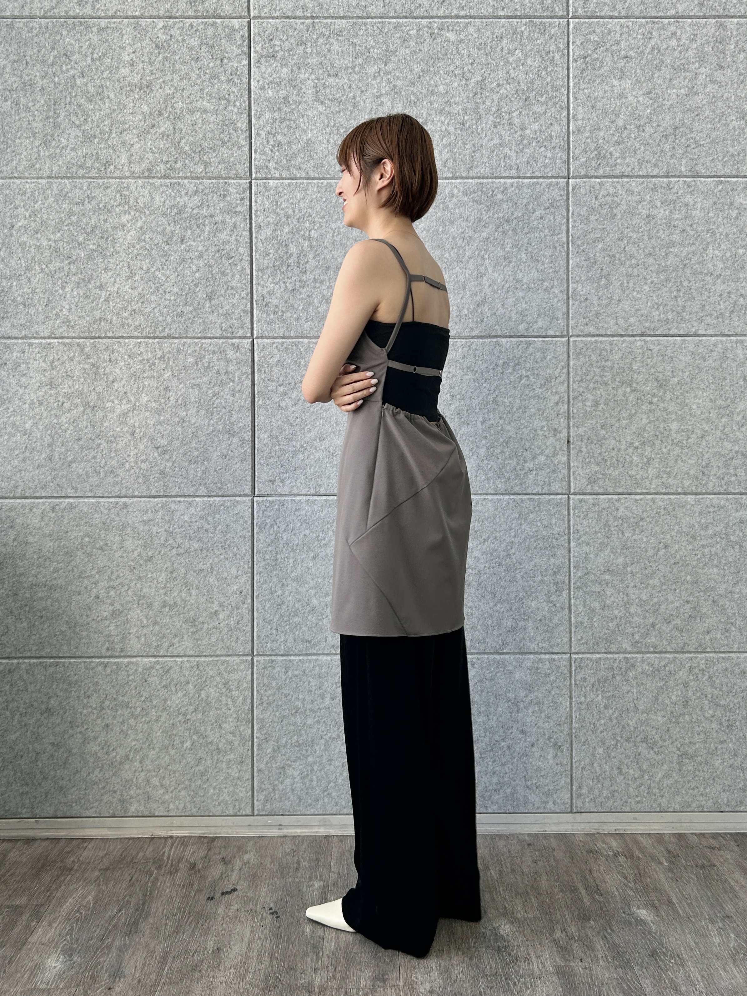 harunaさんの「CODE A｜velour easy pants」を使ったコーディネート