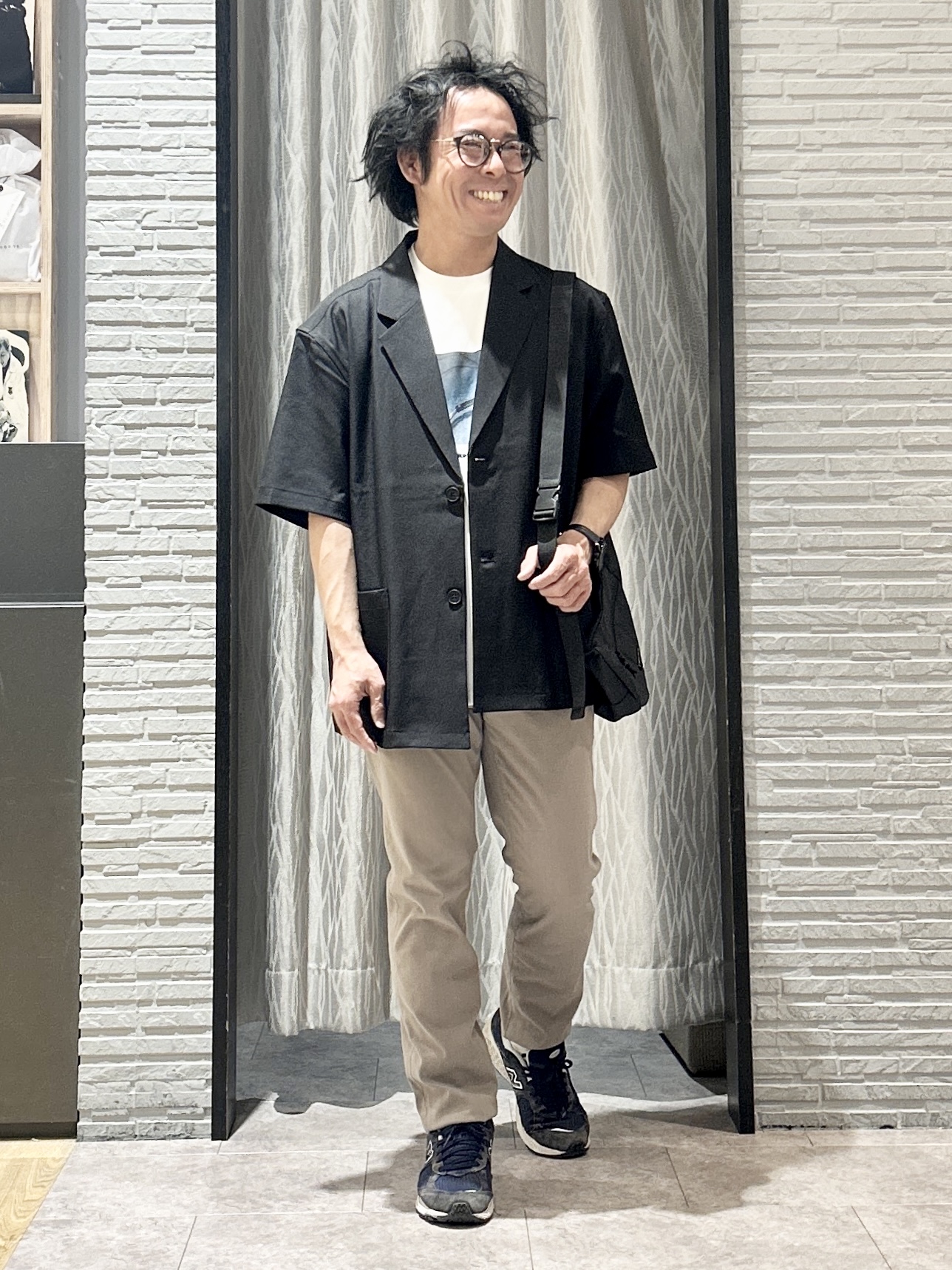 KENJI Iさんの「THE SHOP TK｜リラックスワイド 5分袖ジャケット セットアップ可／洗濯機OK」を使ったコーディネート