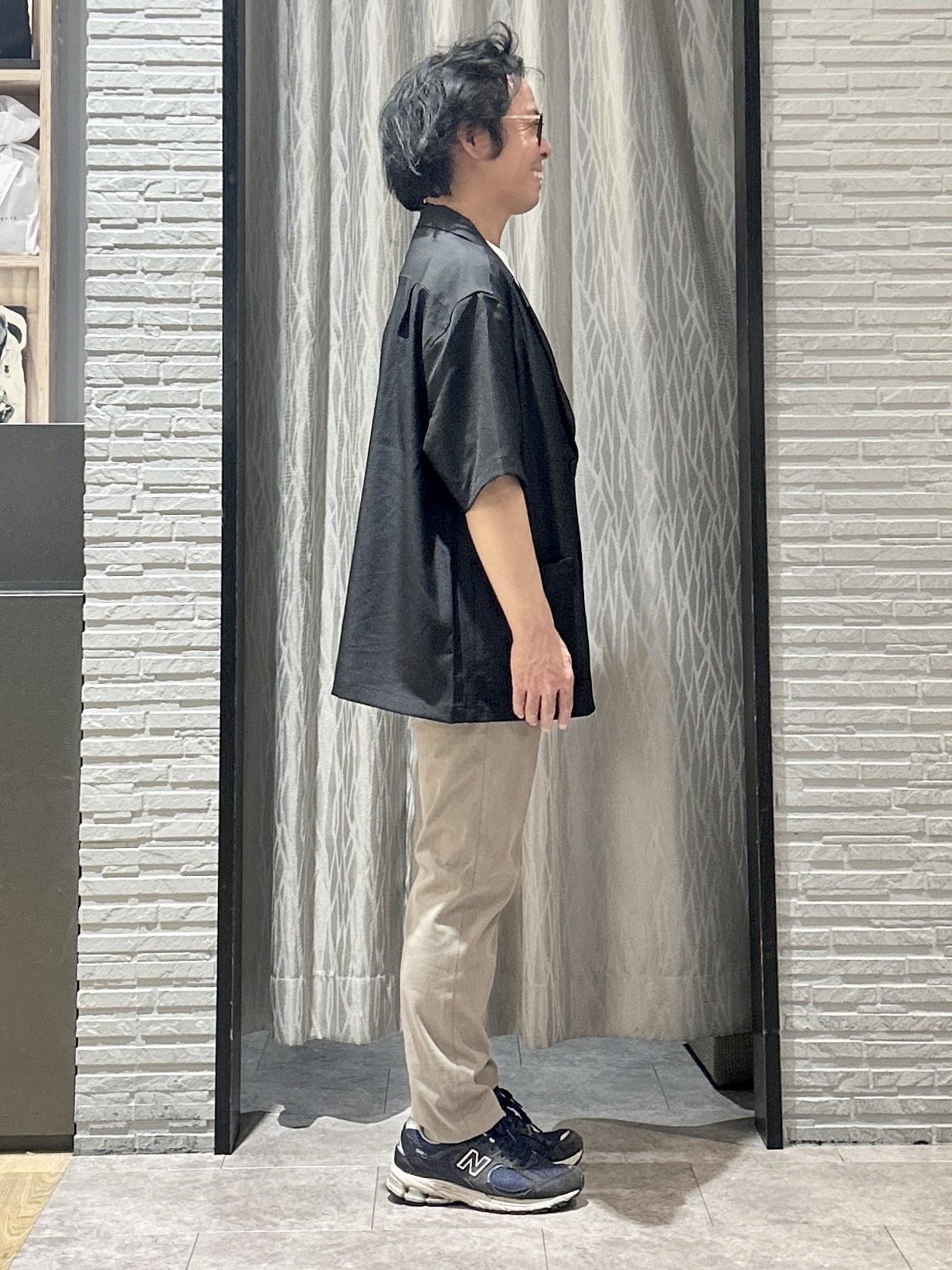 KENJI Iさんの「THE SHOP TK｜リラックスワイド 5分袖ジャケット セットアップ可／洗濯機OK」を使ったコーディネート