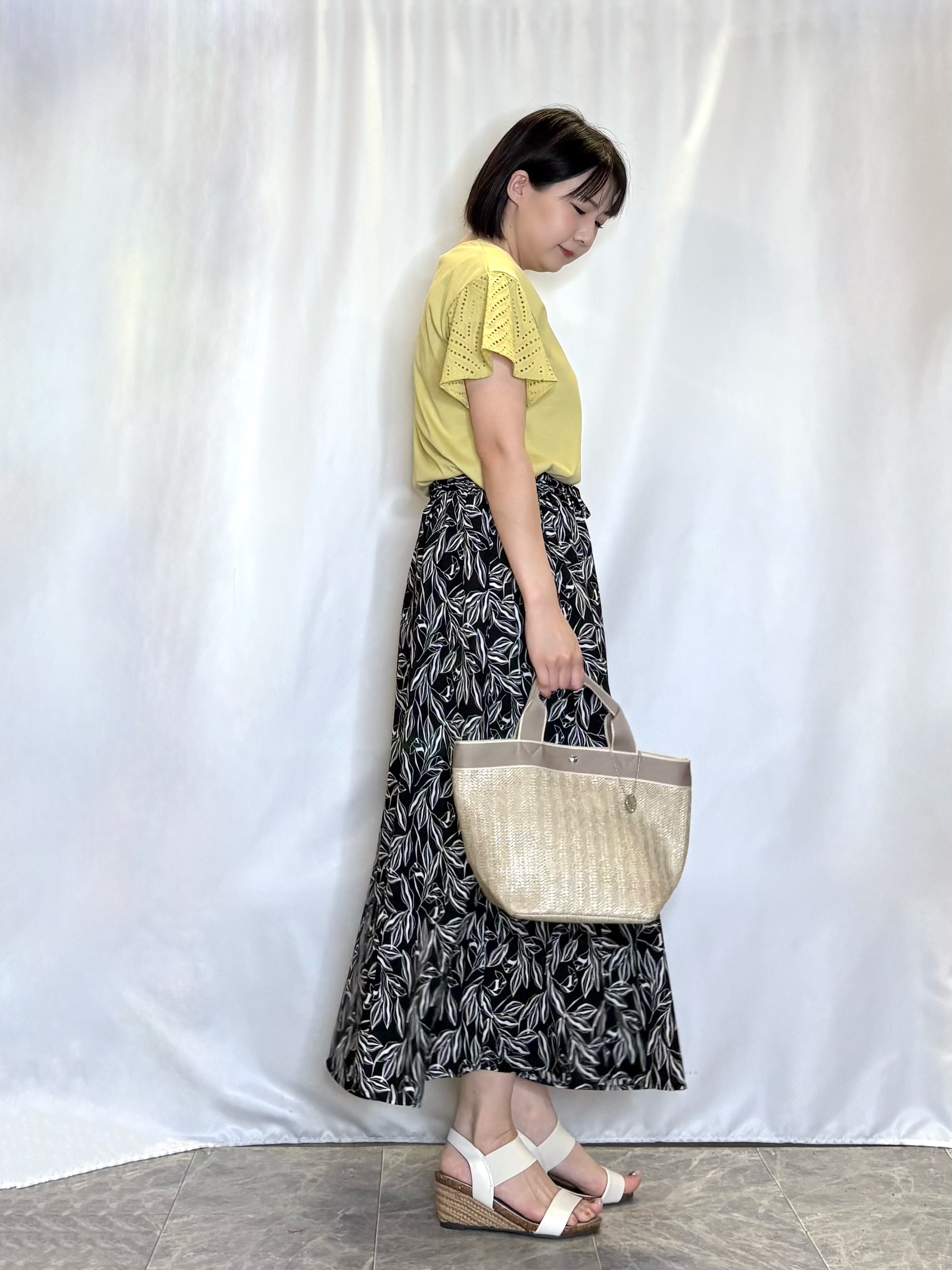 ネリさんの「SHOO･LA･RUE｜【汗じみ防止/ひんやり/S-LL】レースが華やか お袖フレアTシャツ」を使ったコーディネート