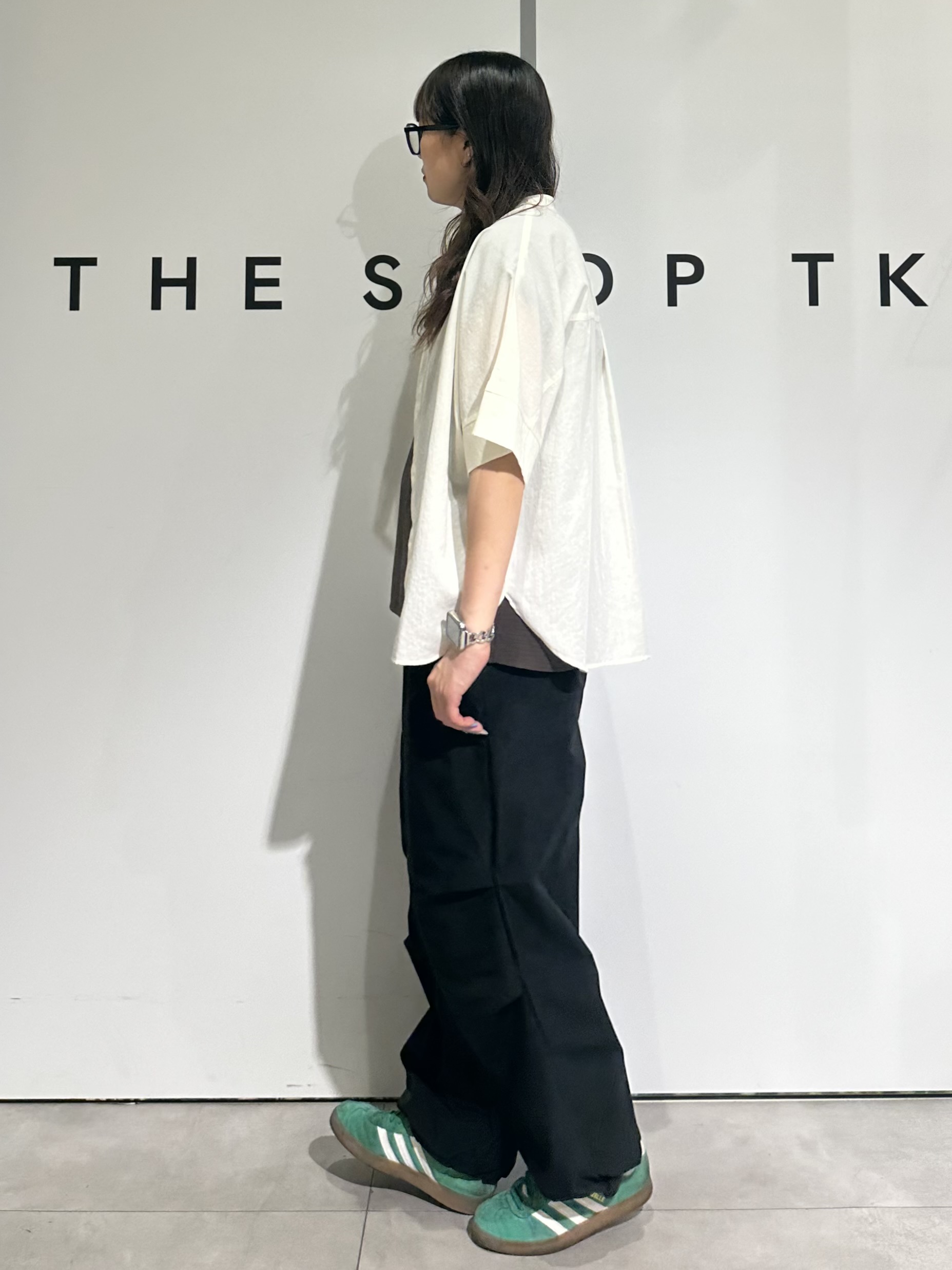 cottonさんの「THE SHOP TK｜【高レビュー/体型カバー】さらっと快適 ドルマン5分袖ブラウス」を使ったコーディネート