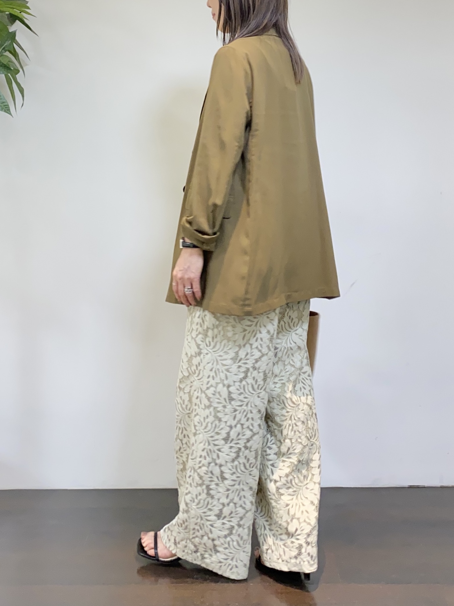 tomoさんの「UNTITLED｜【セットアップ可/接触冷感/通気性】ドライシアーダブルジャケット」を使ったコーディネート