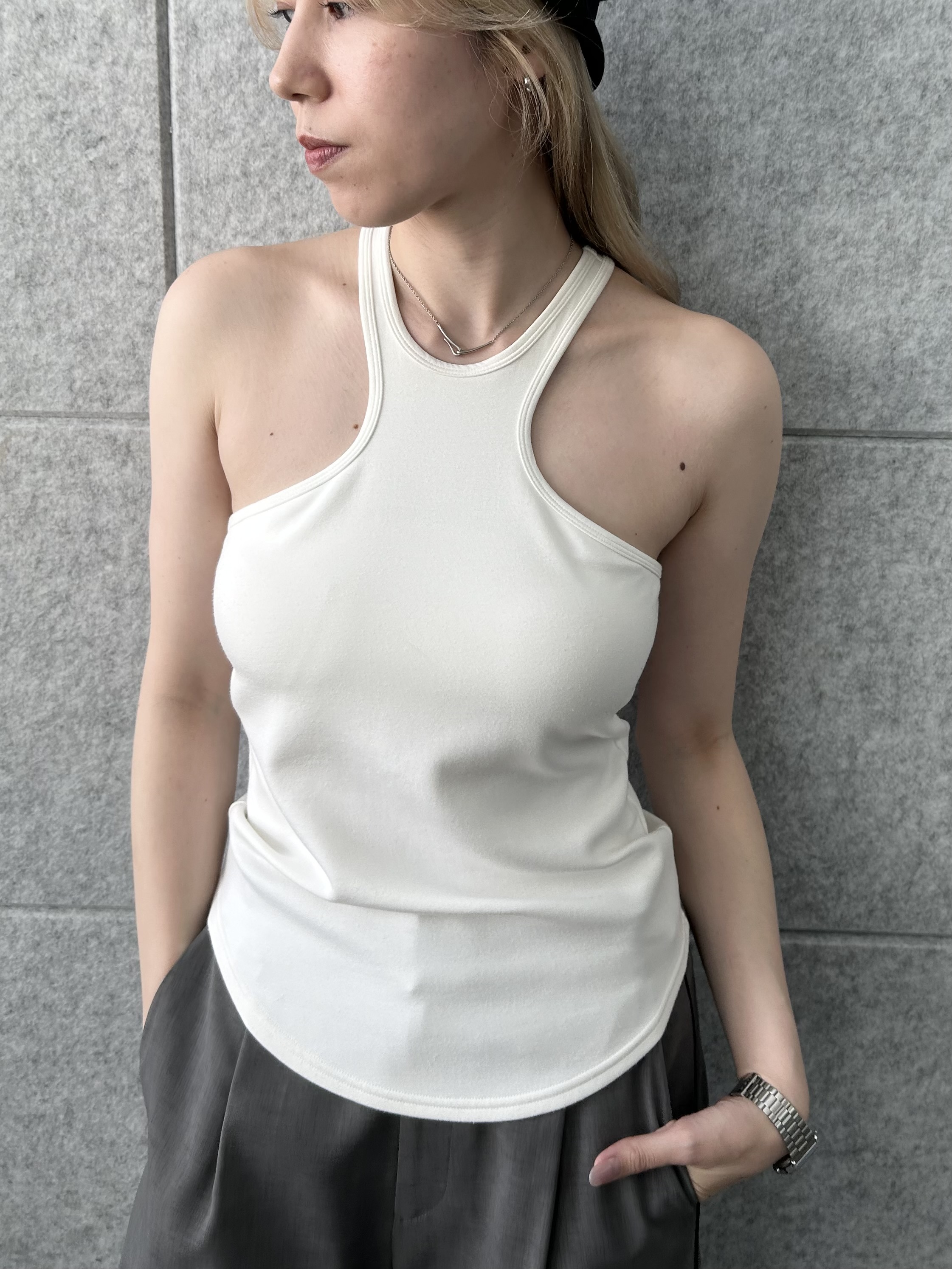 honoka Aさんの「CODE A｜【Re】design cut tank」を使ったコーディネート