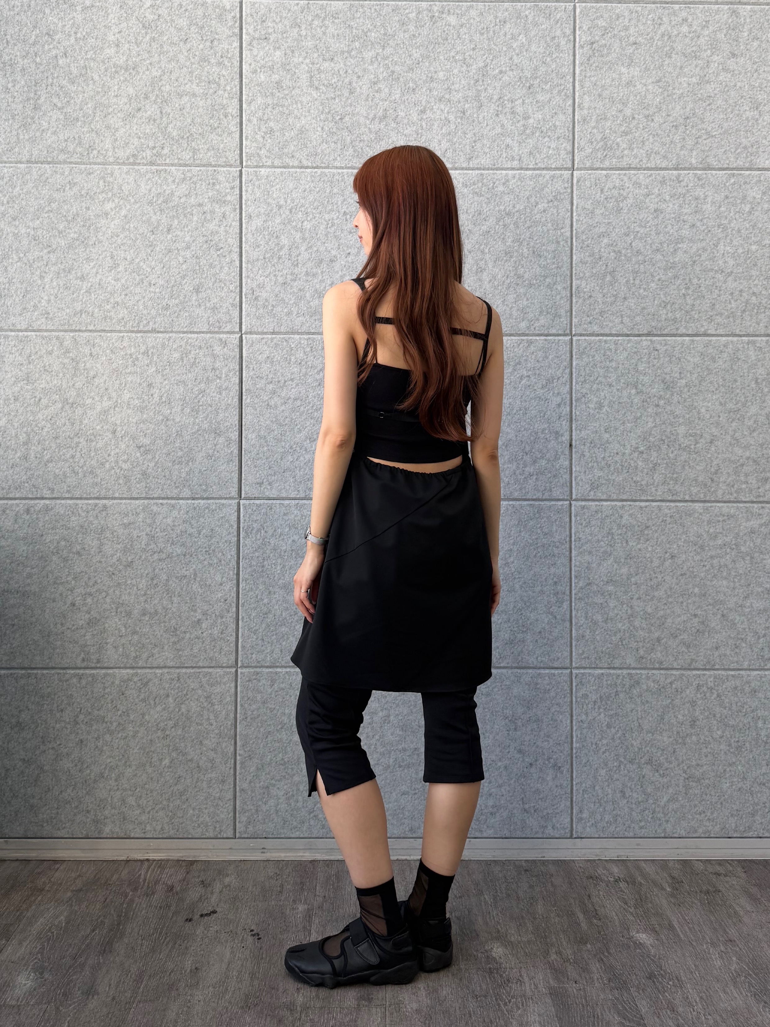 kanamiさんの「CODE A｜apron dress」を使ったコーディネート