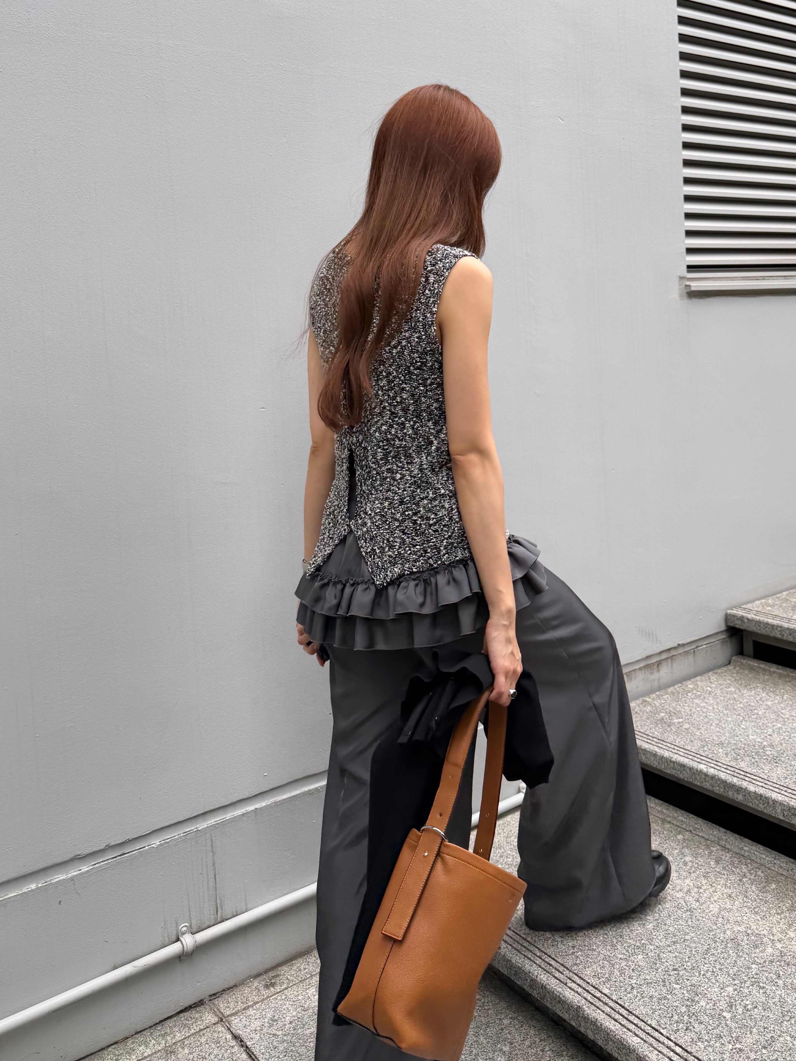 kanamiさんの「CODE A｜cloudy open back tank」を使ったコーディネート