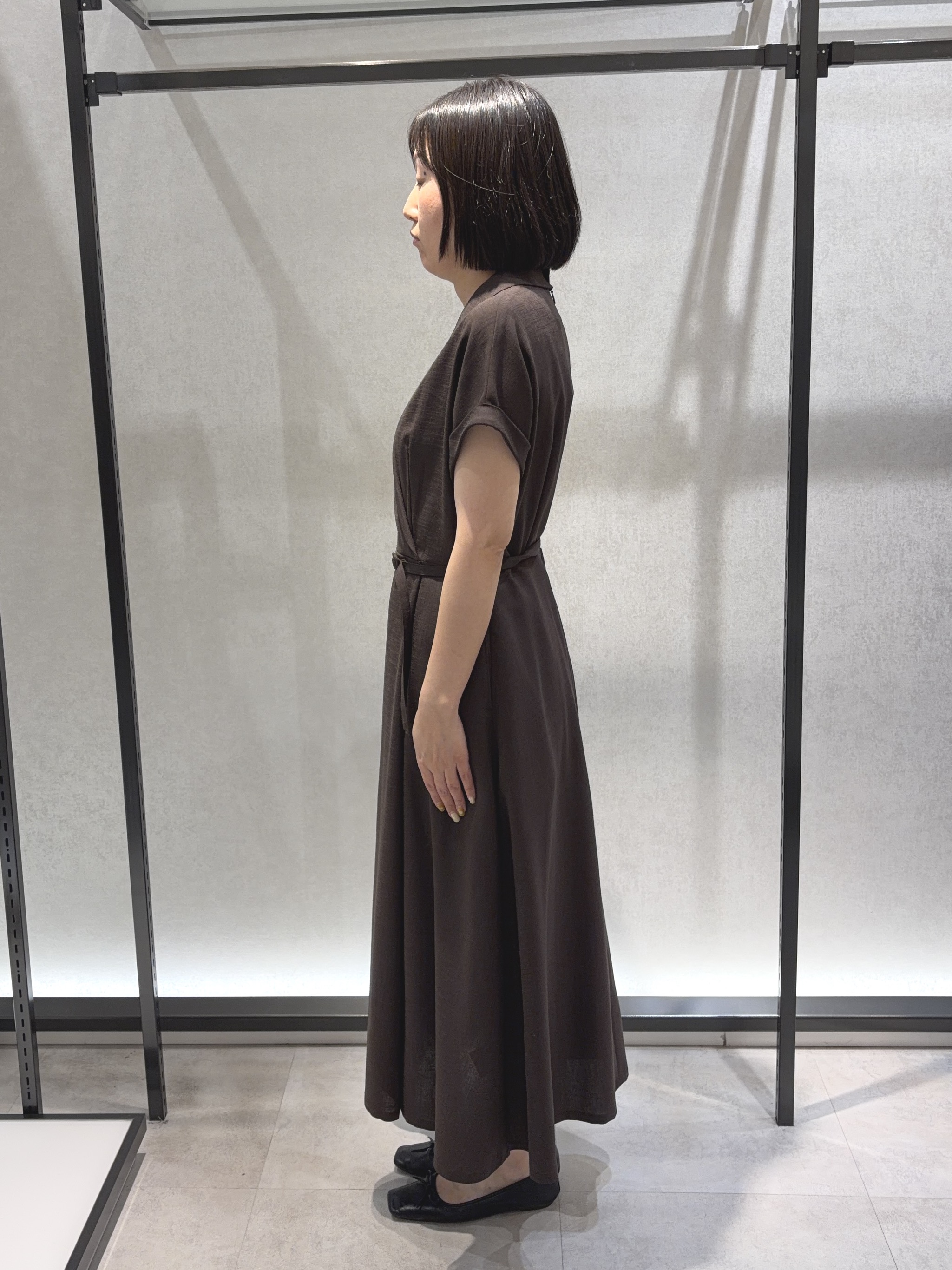 わたなべさんの「UNTITLED｜【接触冷感/UVカット/イージーケア】テーラードカラーワンピース」を使ったコーディネート