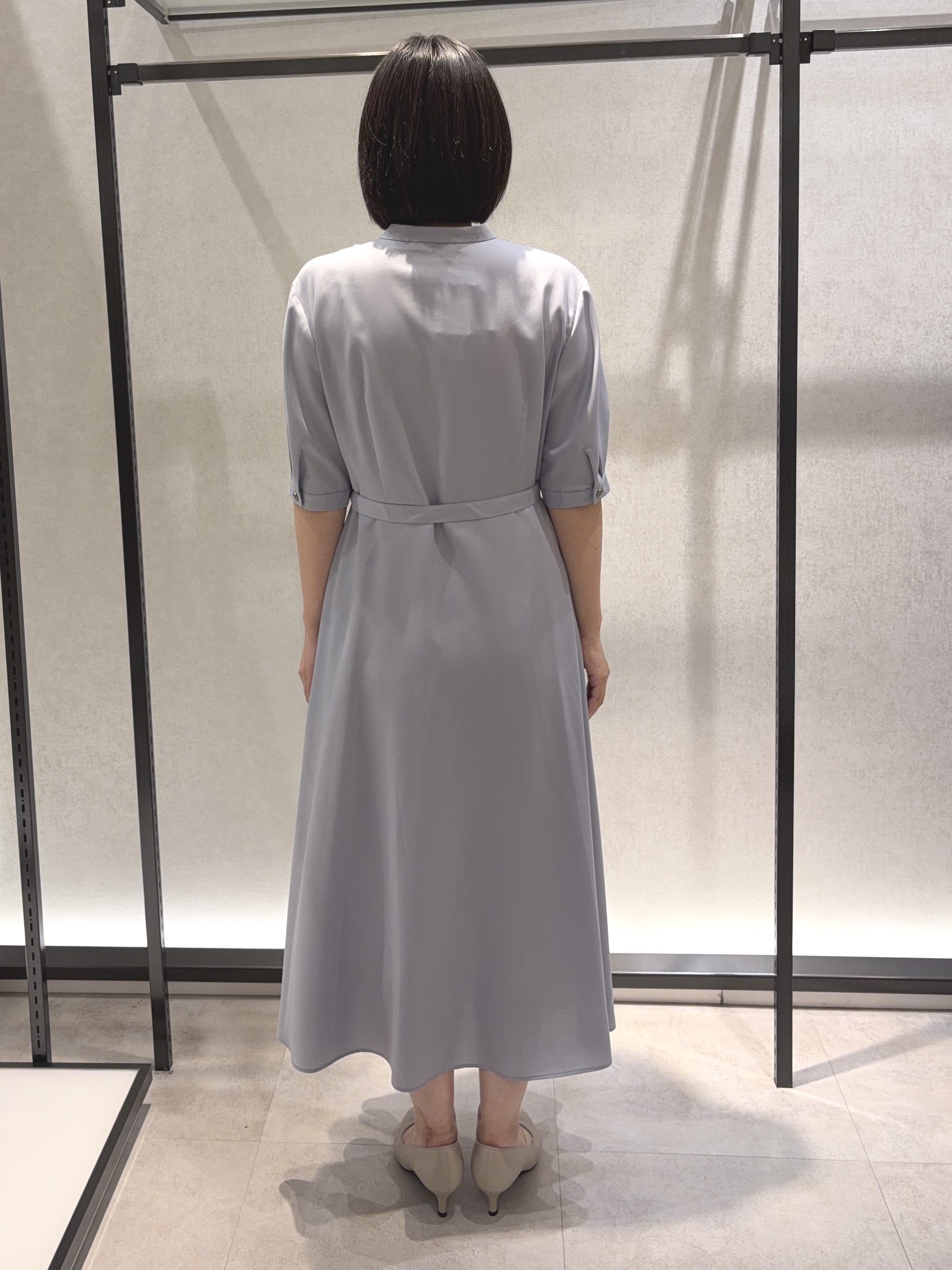 わたなべさんの「UNTITLED｜【1枚で着映え】フロントフリルワンピース」を使ったコーディネート