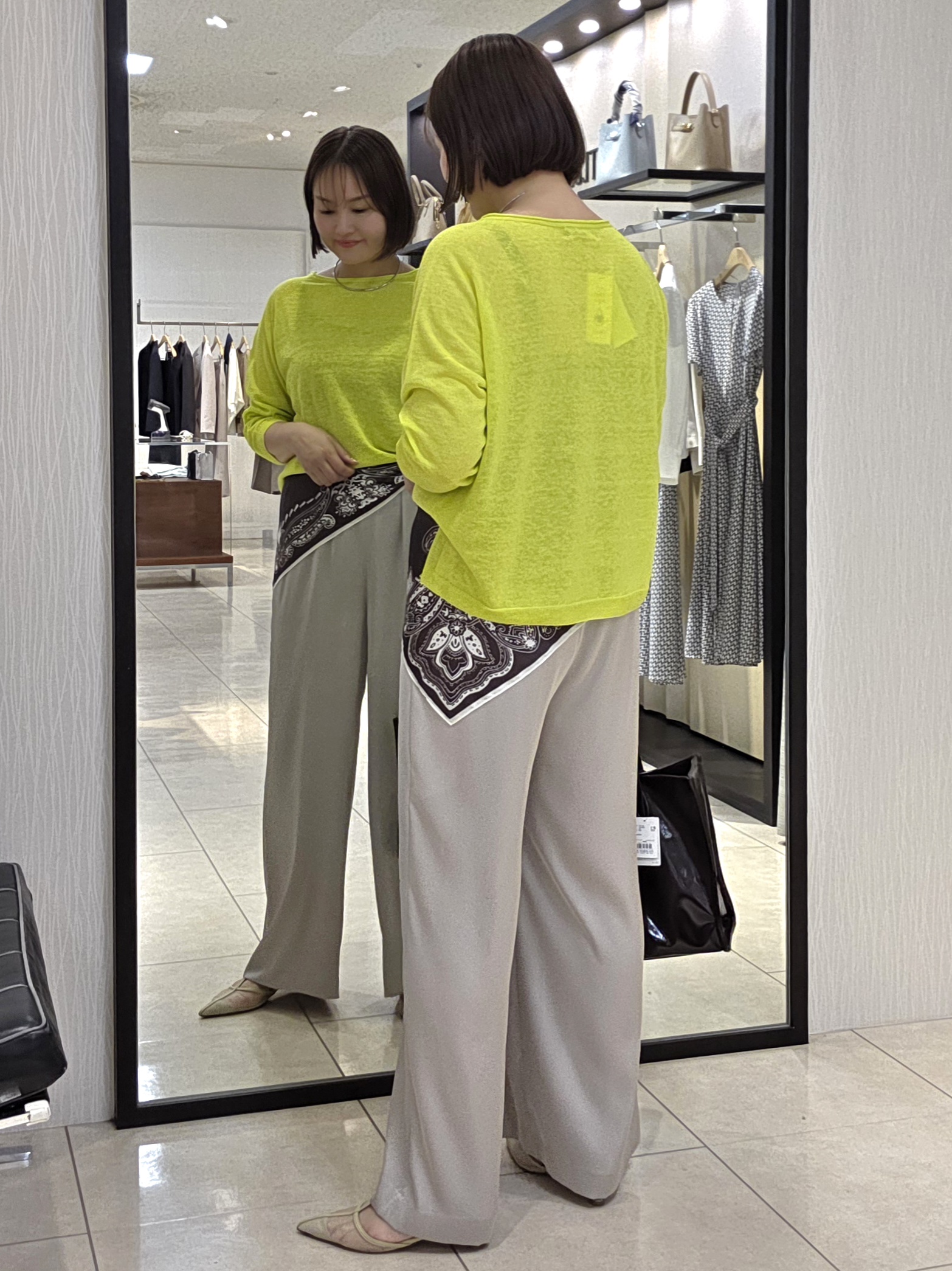 naokoさんの「UNTITLED｜【ゆったり/リラクシー】リネンボートネックプルオーバー」を使ったコーディネート