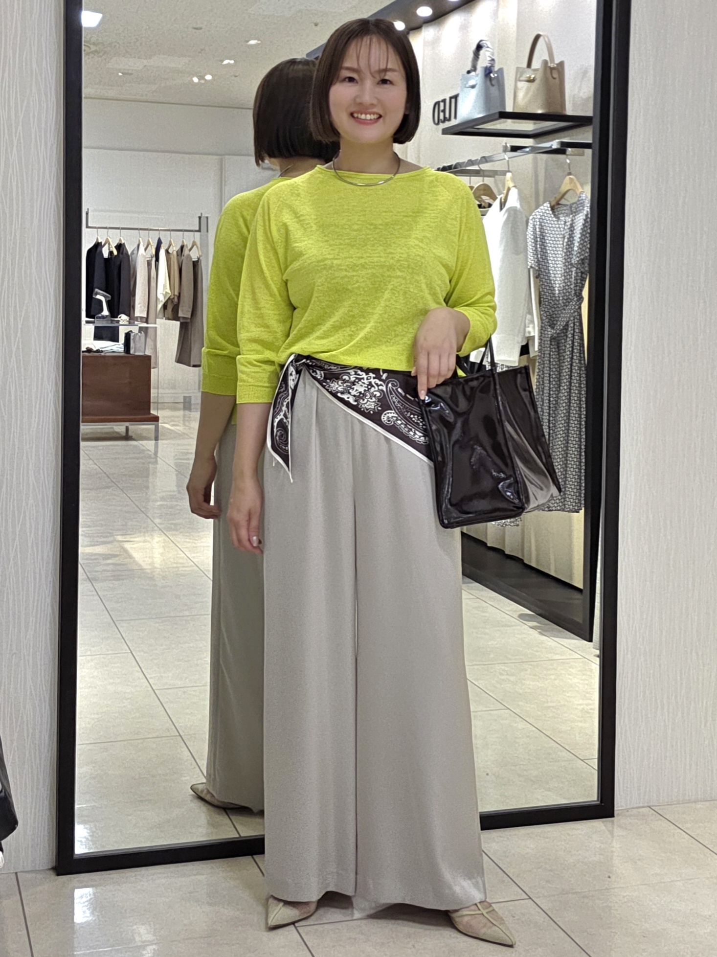 naokoさんの「UNTITLED｜【ゆったり/リラクシー】リネンボートネックプルオーバー」を使ったコーディネート