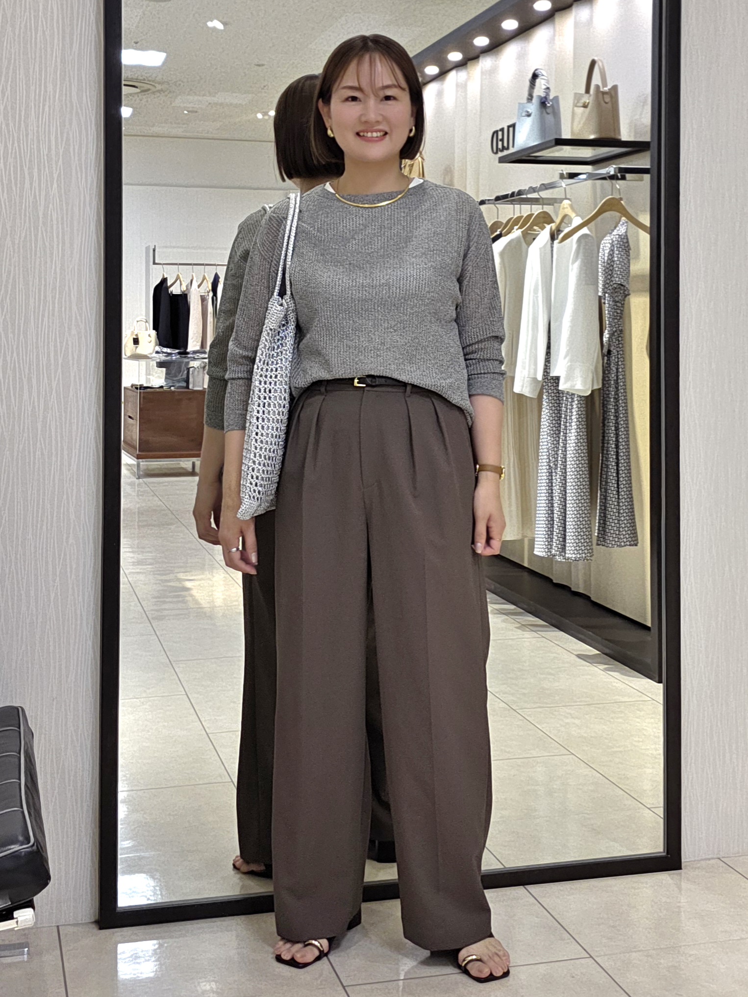 naokoさんの「UNTITLED｜シアーメッシュニット」を使ったコーディネート