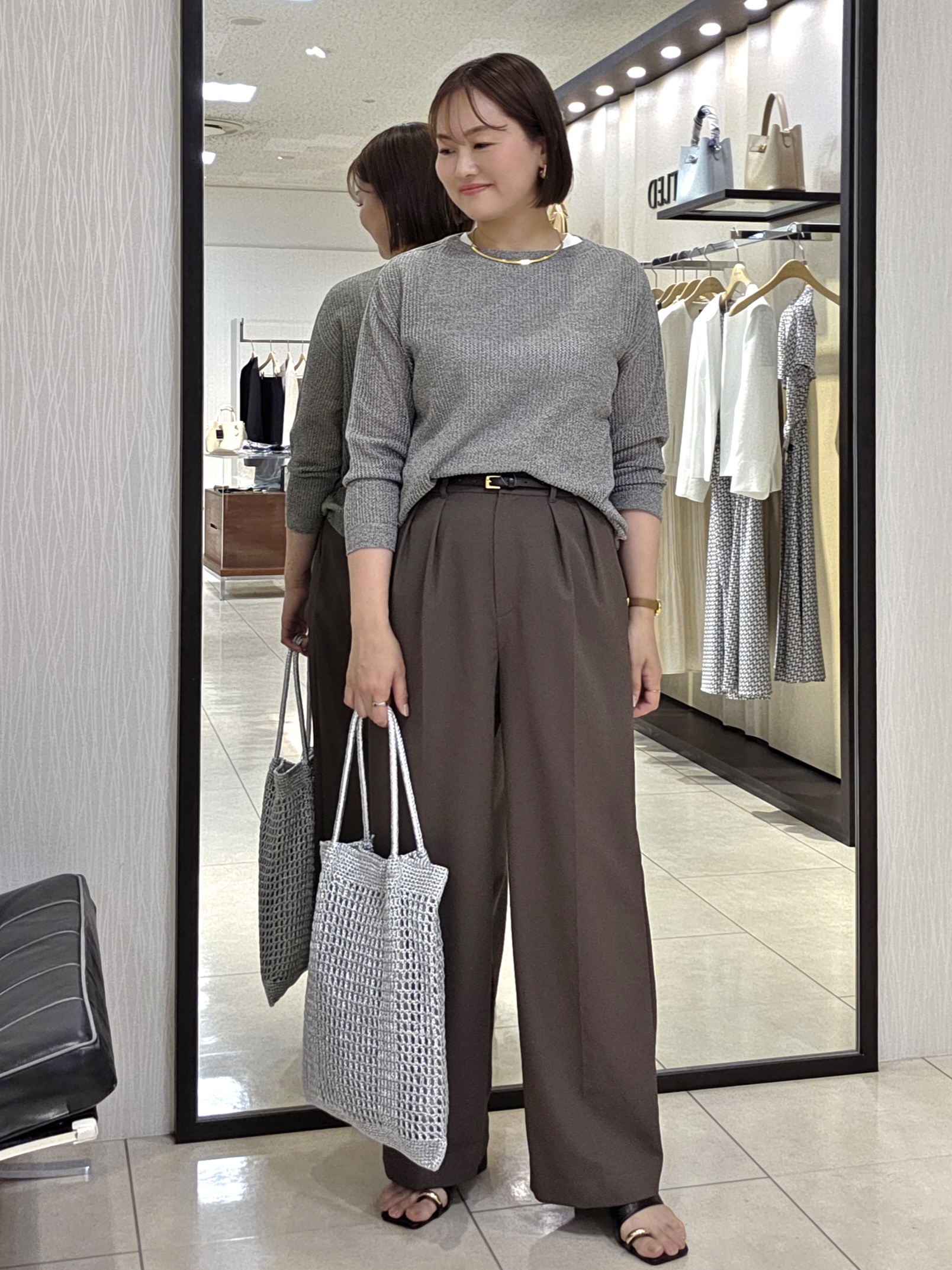 naokoさんの「UNTITLED｜シアーメッシュニット」を使ったコーディネート