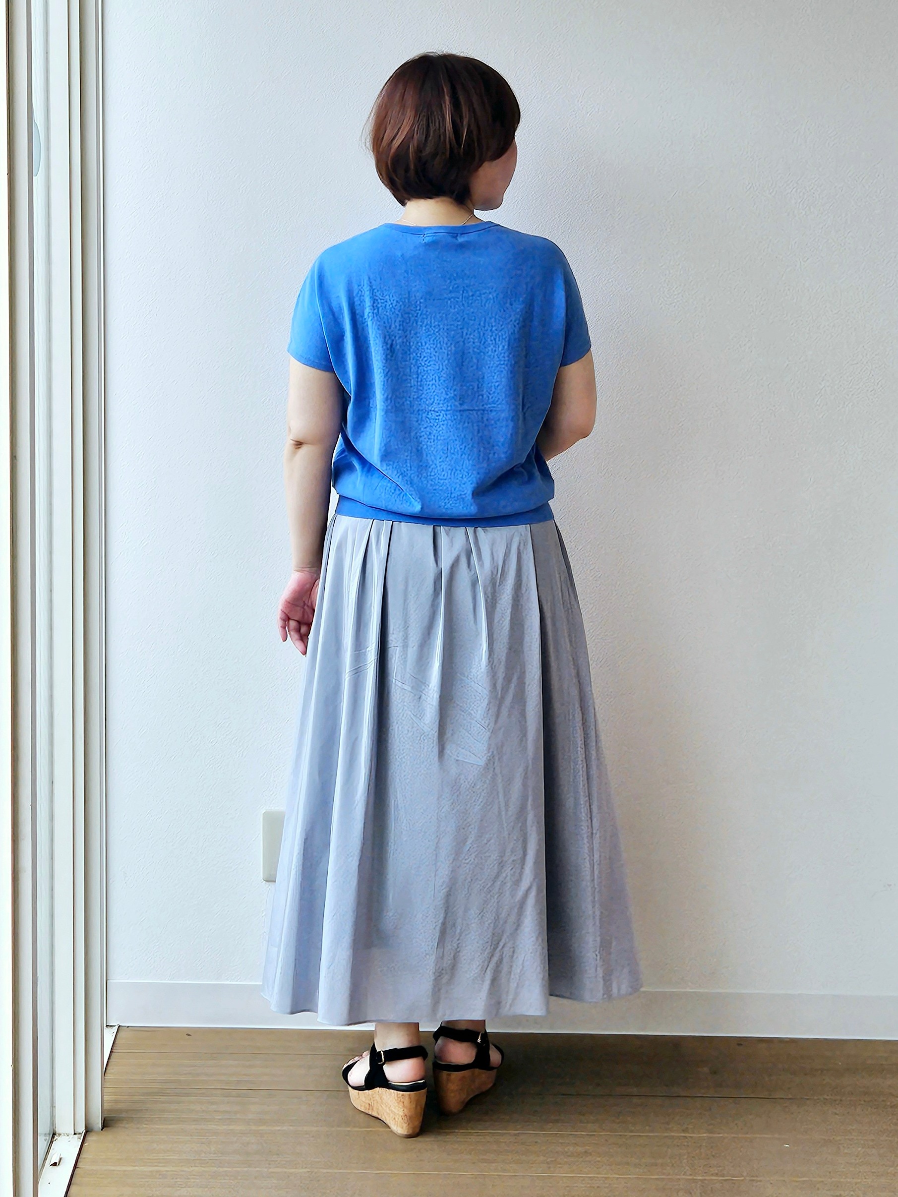 やじまさんの「UNTITLED｜【9色展開/アンサンブル可】コットンクルーネックカーディガン」を使ったコーディネート