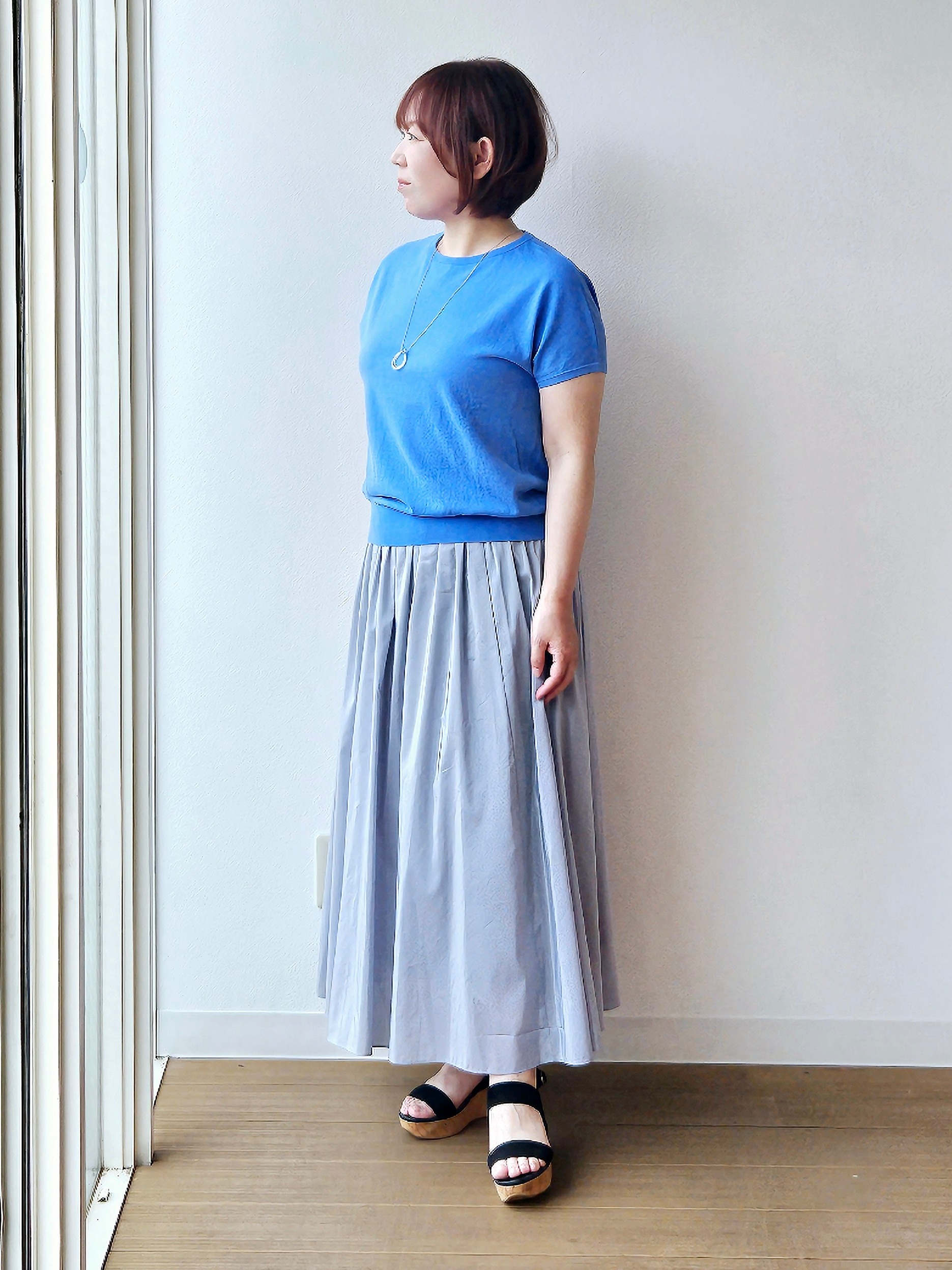 やじまさんの「UNTITLED｜【9色展開/アンサンブル可】コットンクルーネックカーディガン」を使ったコーディネート