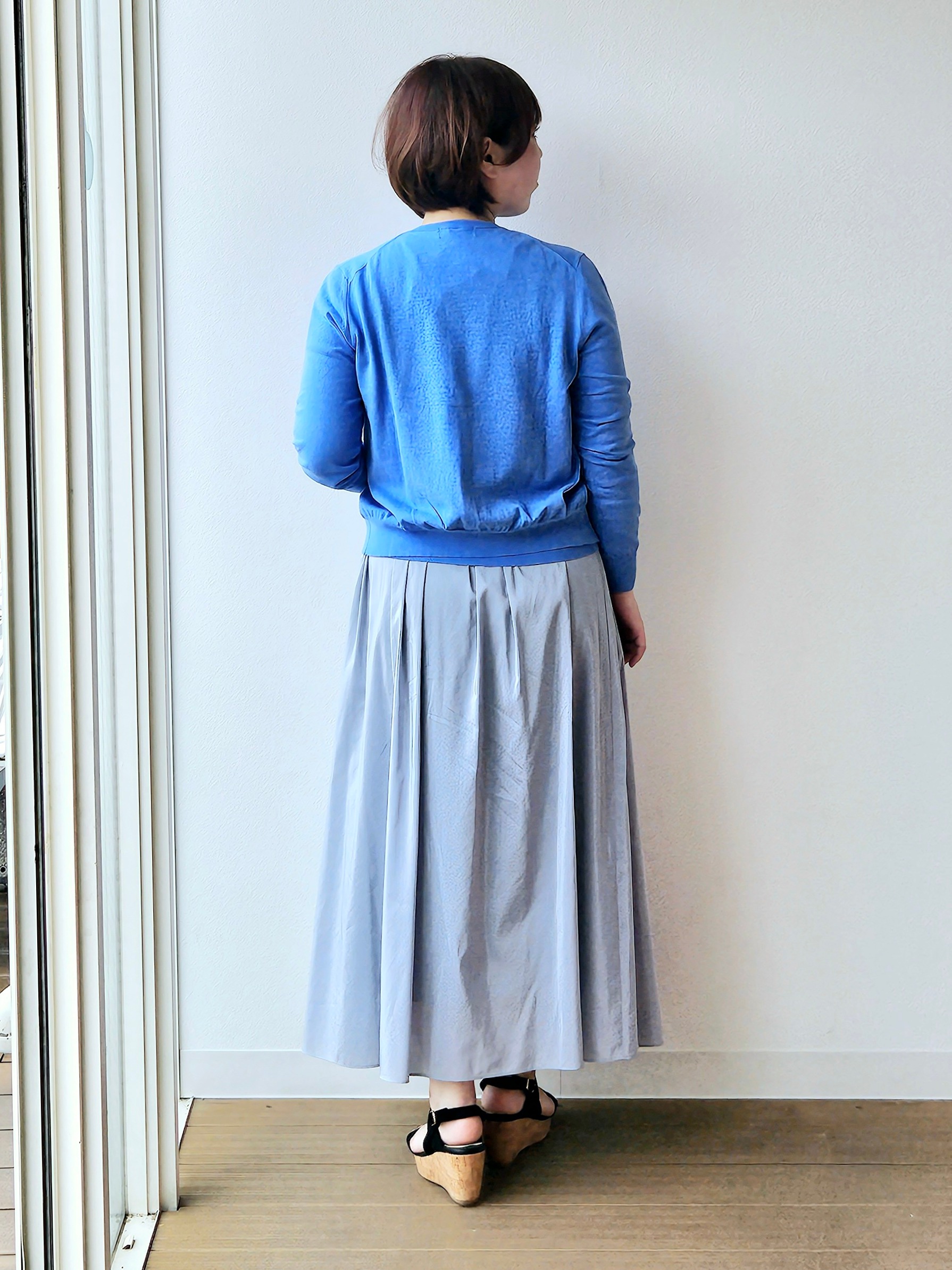 やじまさんの「UNTITLED｜【9色展開/アンサンブル可】コットンクルーネックカーディガン」を使ったコーディネート