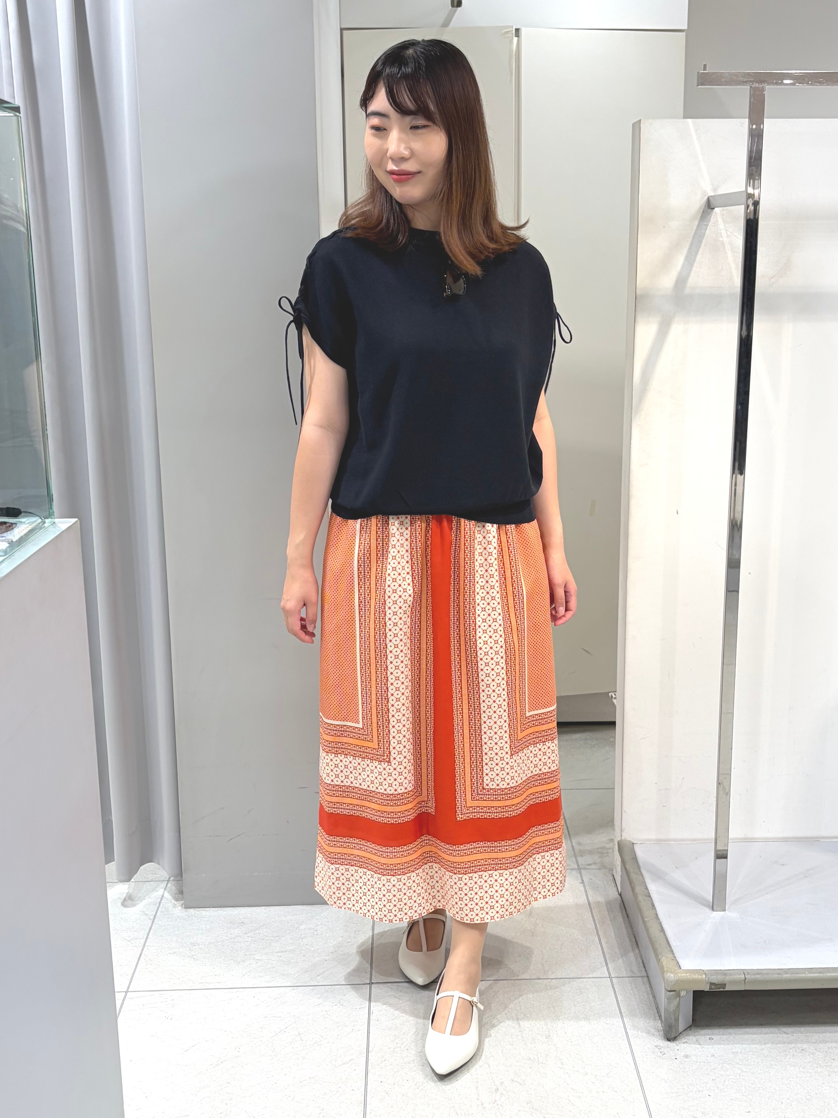 AZUSAさんの「Reflect｜レースアップスリーブデザインニット」を使ったコーディネート