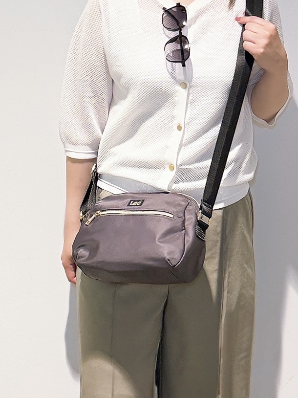 みーさんの「grove｜【貴島明日香さん着用・洗える】透けない、大人のメッシュカーディガン」を使ったコーディネート