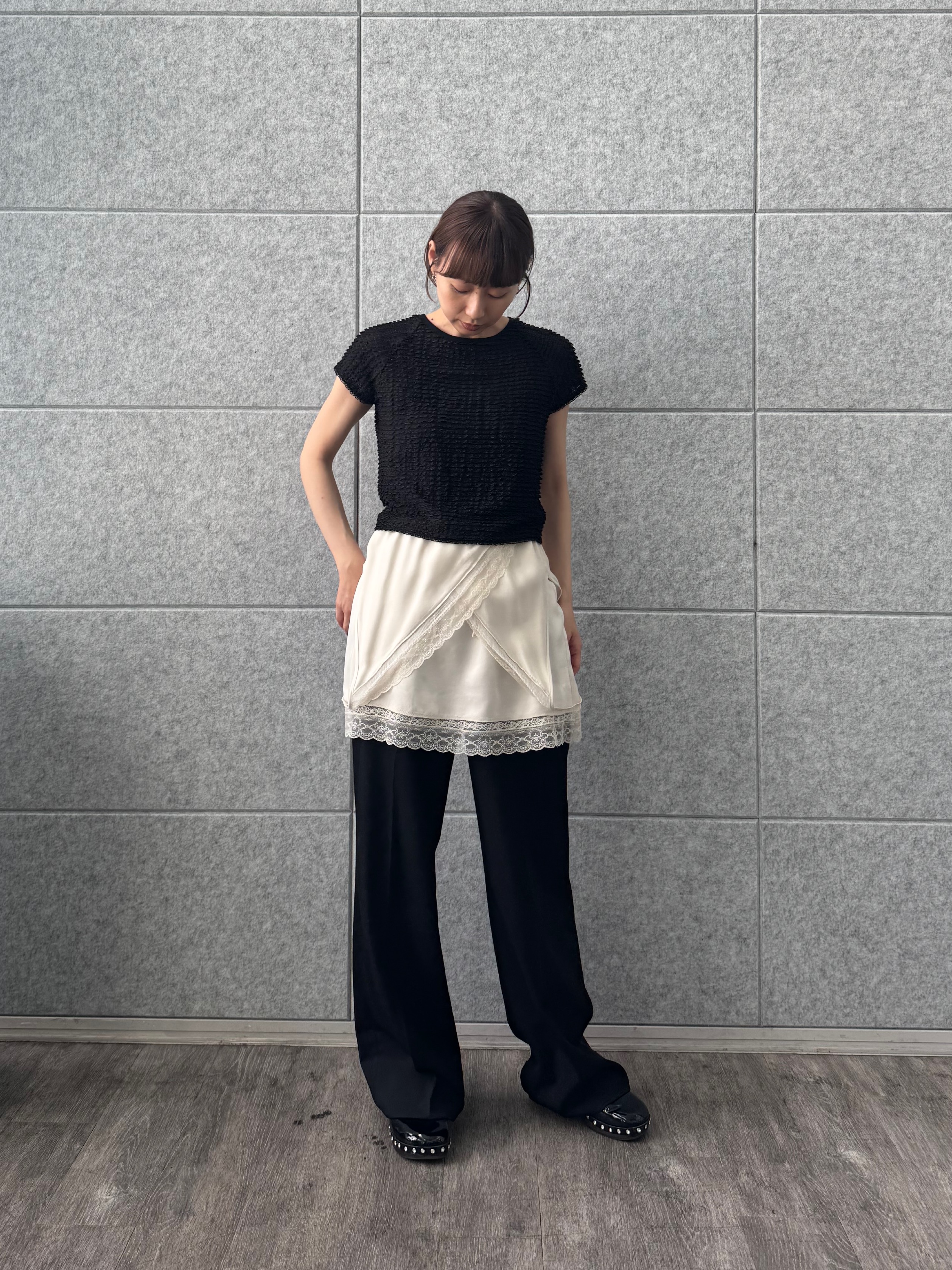 designer yukaさんの「CODE A｜frill mini tee」を使ったコーディネート