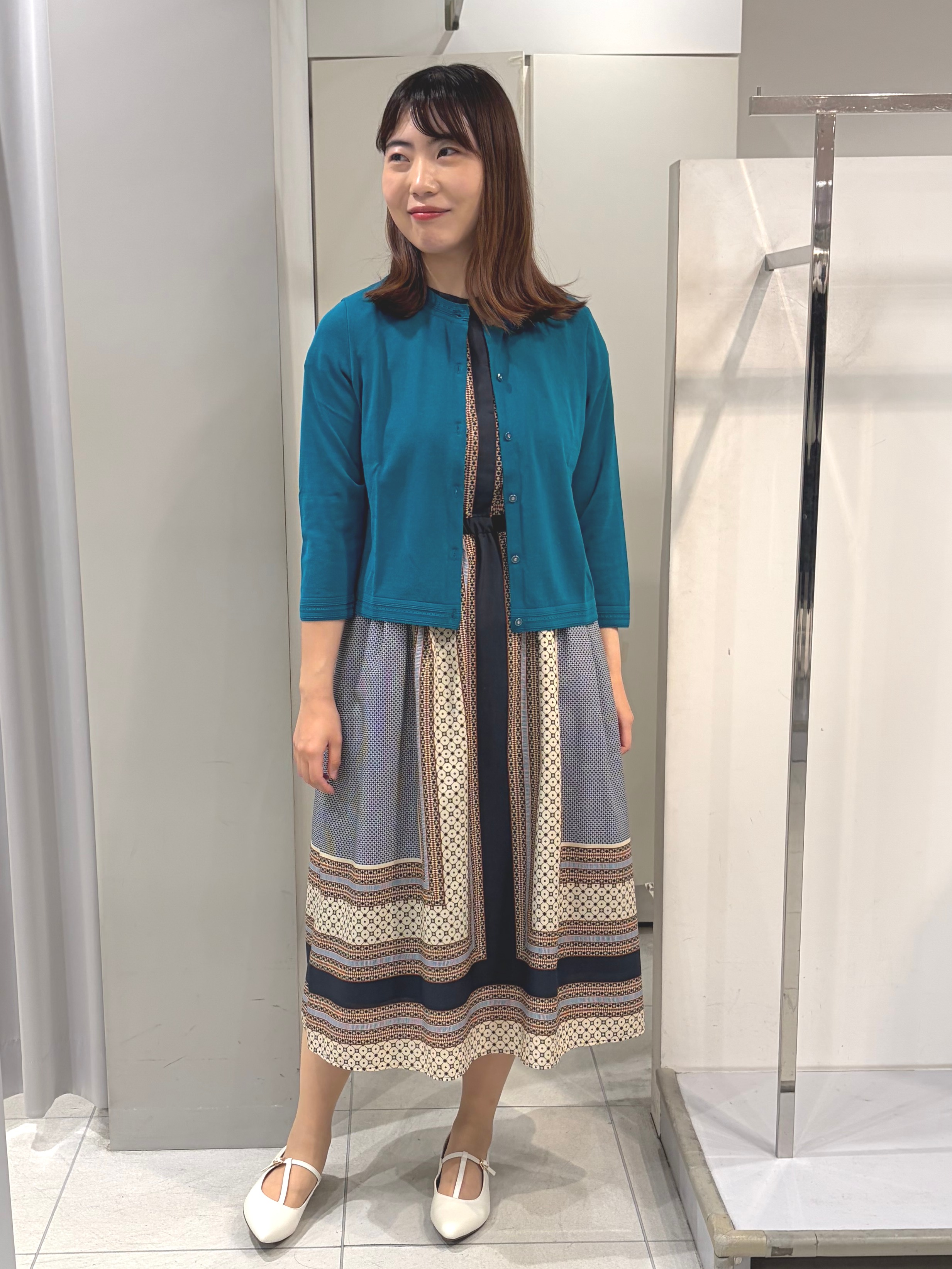 AZUSAさんの「Reflect｜幾何学柄フレンチスリーブワンピース」を使ったコーディネート
