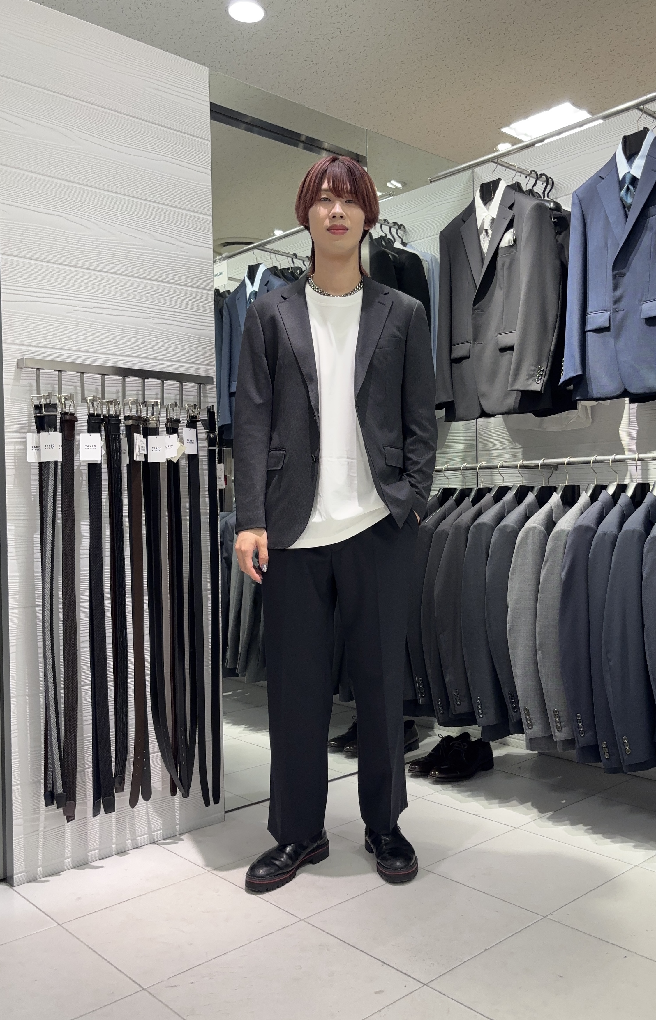 こうへいさんの「TAKEO KIKUCHI｜【BOWLER HAT LABEL】TWギャバジン ワイドイージースラックス」を使ったコーディネート