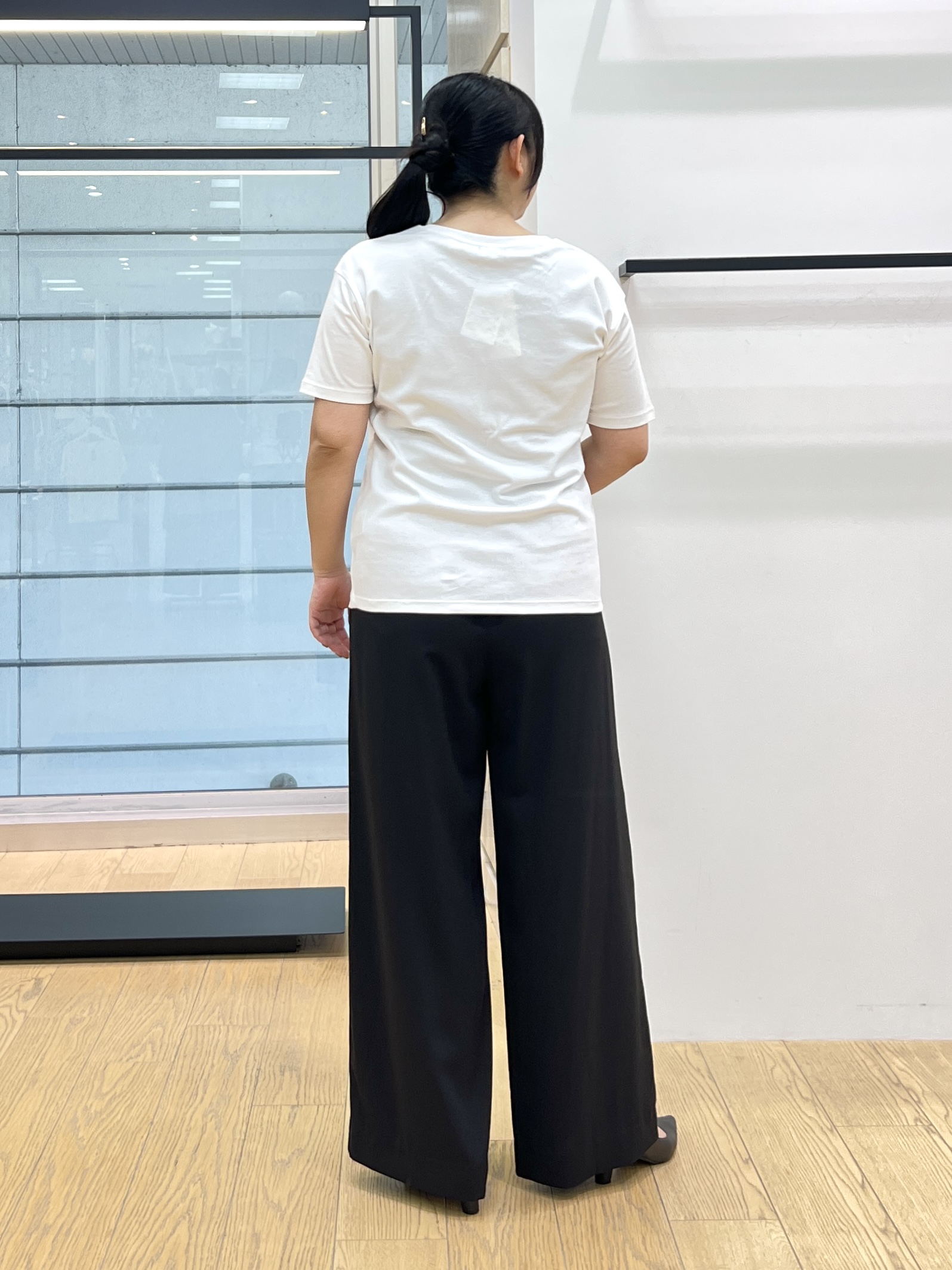 shimaさんの「INDIVI｜【さらに軽く軽快！／着る日傘】颯爽ジレジャケット」を使ったコーディネート