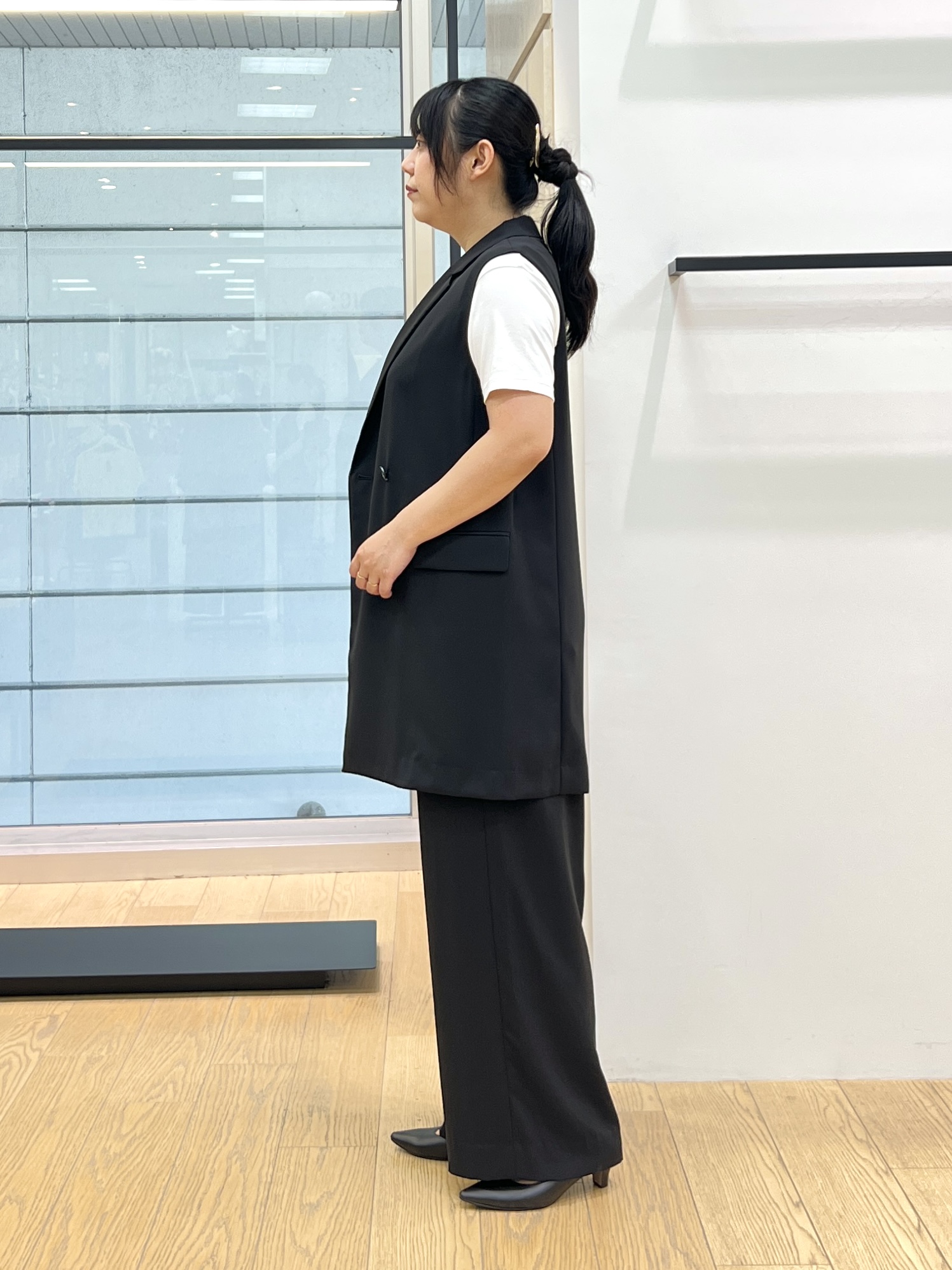 shimaさんの「INDIVI｜【さらに軽く軽快！／着る日傘】颯爽ジレジャケット」を使ったコーディネート